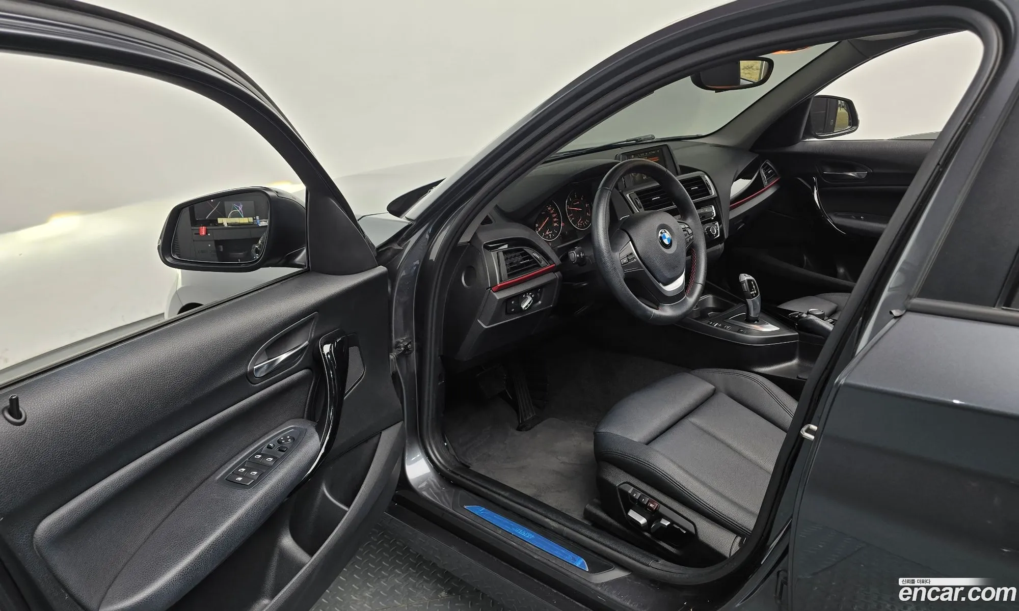 BMW 1 Series 2017 WBA1S5108HV805296 — 25