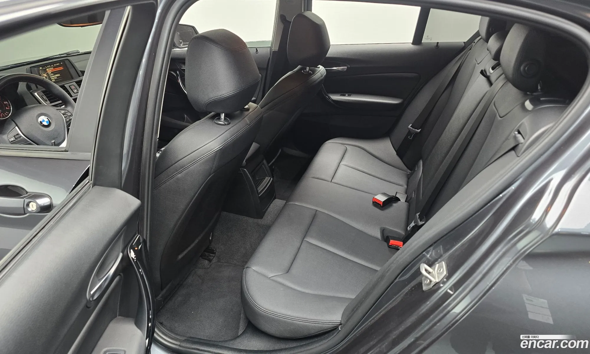 BMW 1 Series 2017 WBA1S5108HV805296 — 17