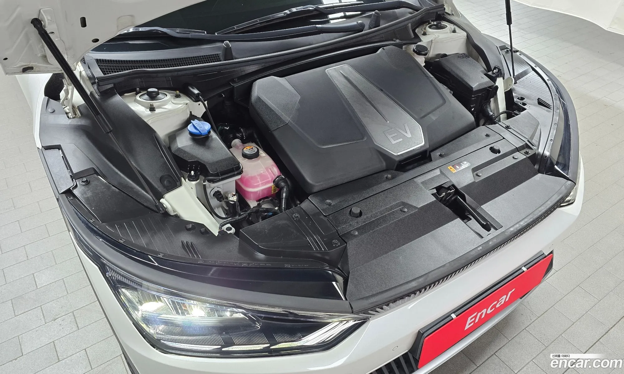 Kia EV6 2022 KNAC281AFPA104823 — 21