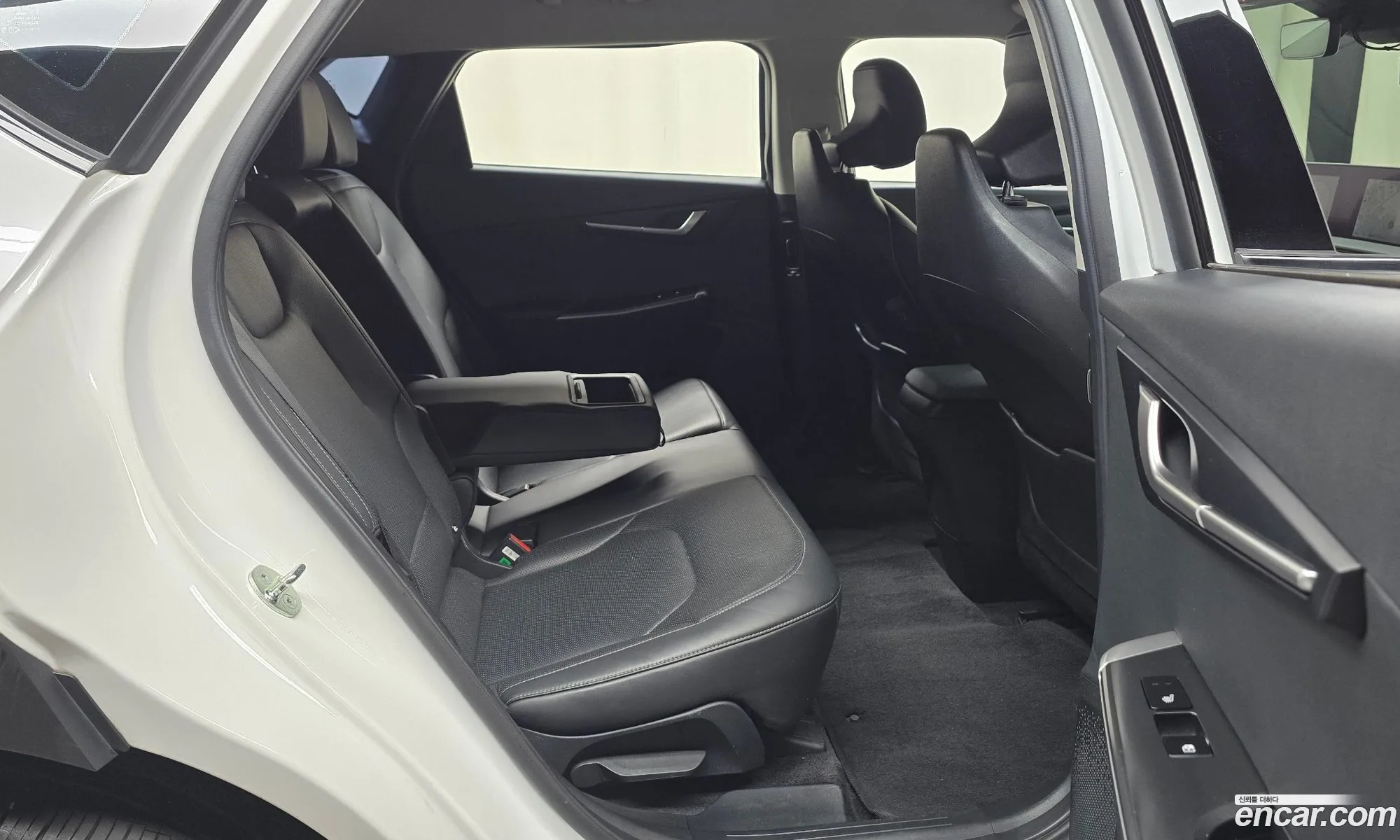 Kia EV6 2022 KNAC281AFPA104823 — 13