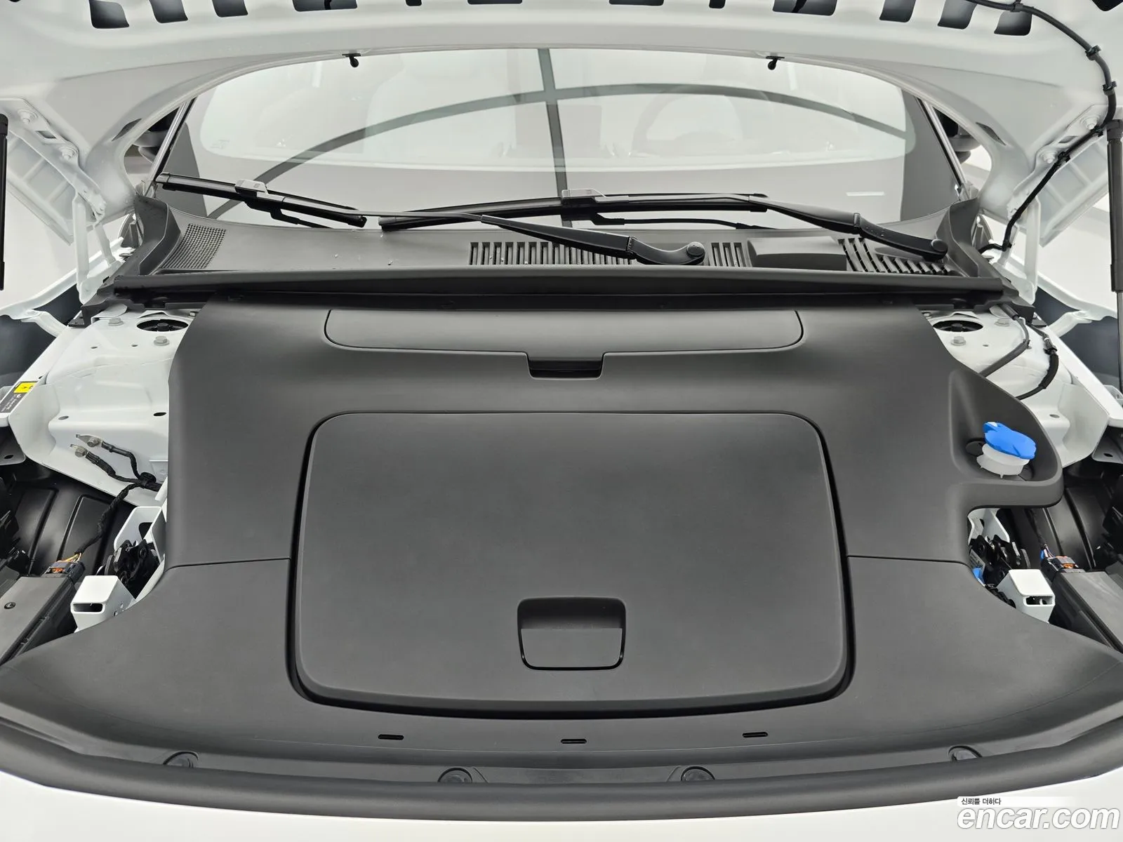 Volvo EX30 2025 — 12