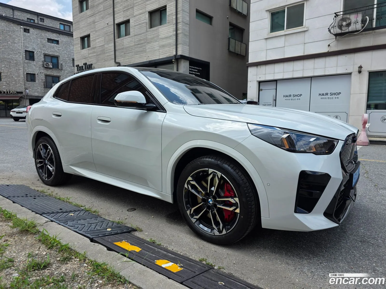 BMW iX2