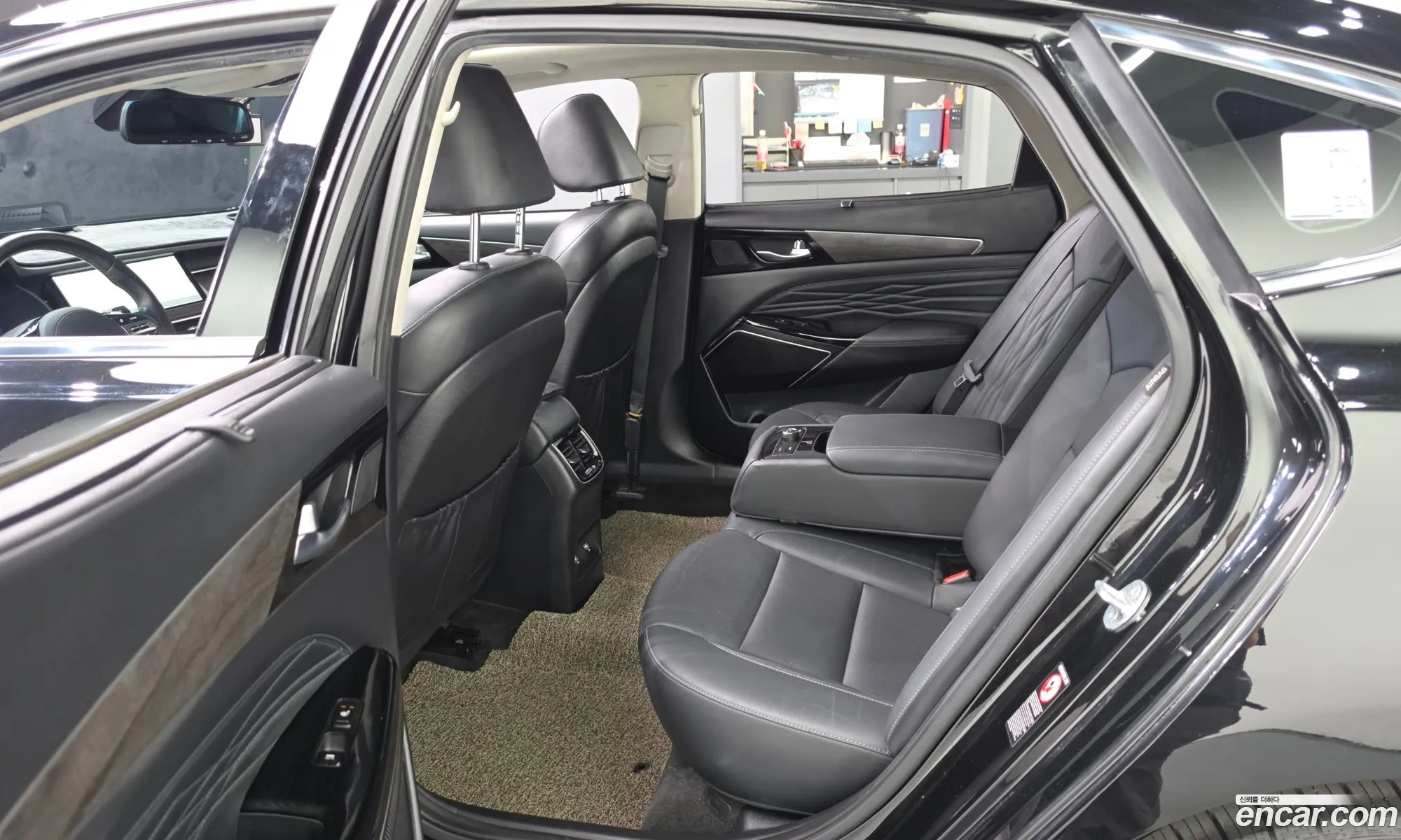 Kia K7 Premier 2019 KNALD416BLA184998 — 24