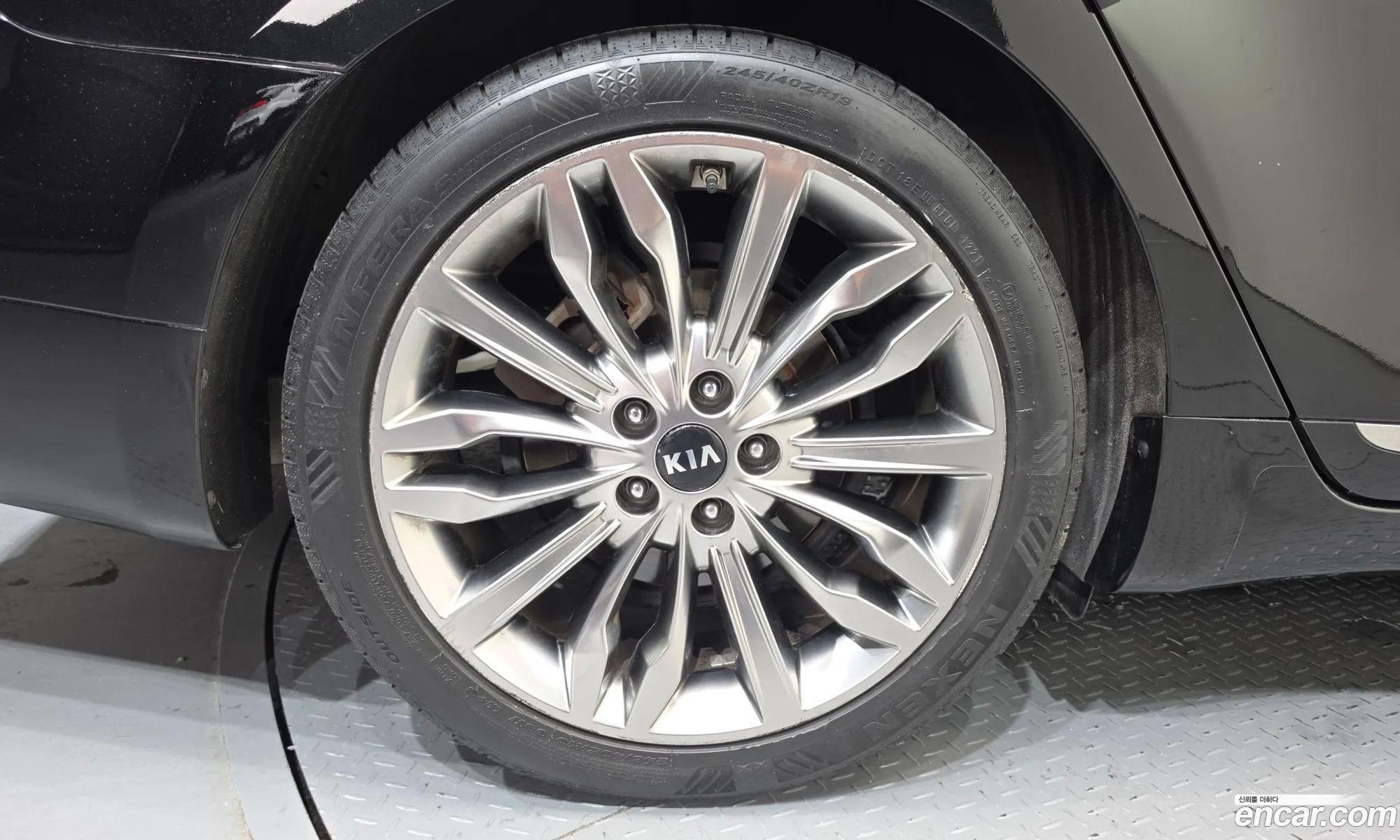 Kia K7 Premier 2019 KNALD416BLA184998 — 34