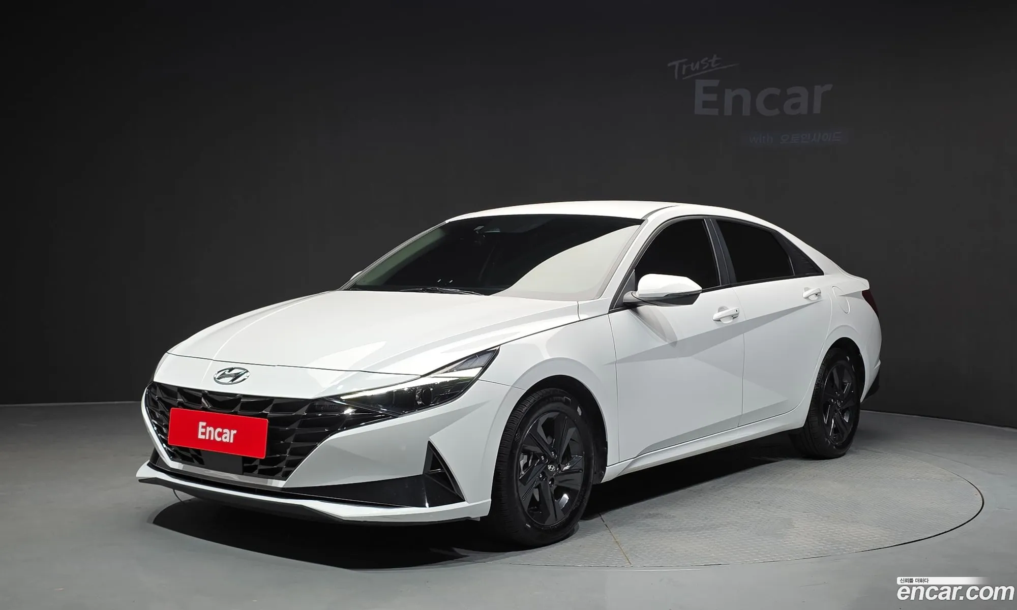 Hyundai Elantra Hybrid 2022 — 20