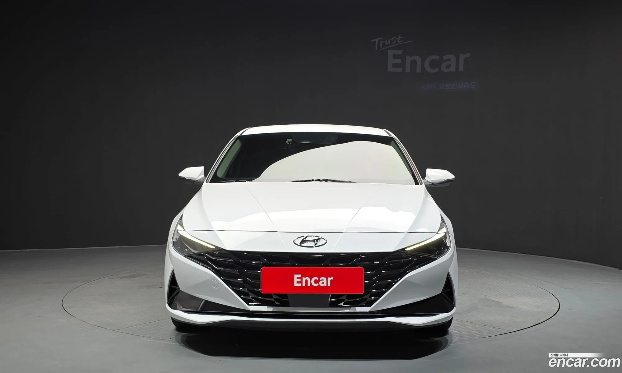 Hyundai Elantra Hybrid 2022 — 6