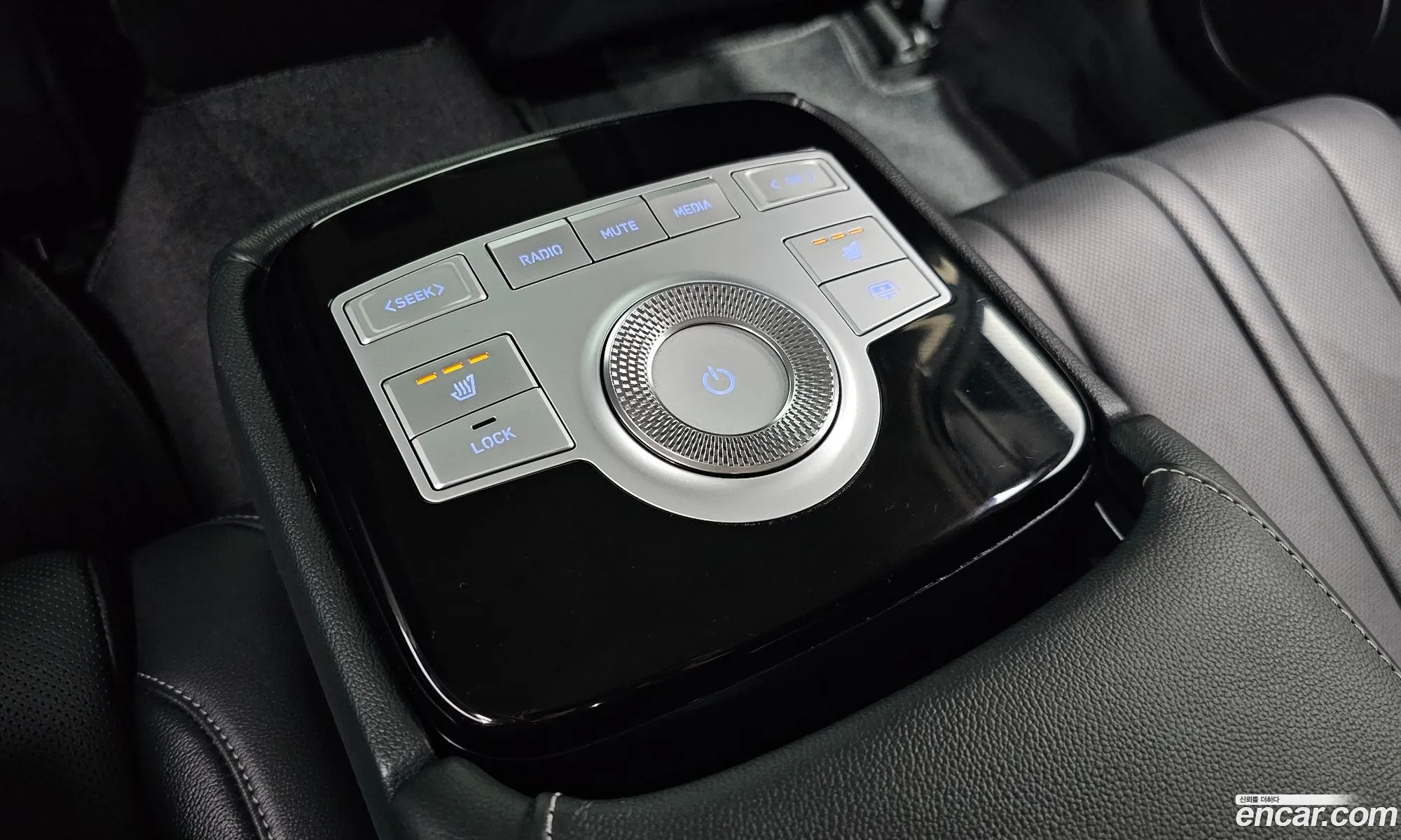 Genesis G80 2022 KMTGB41CDNU157622 — 33