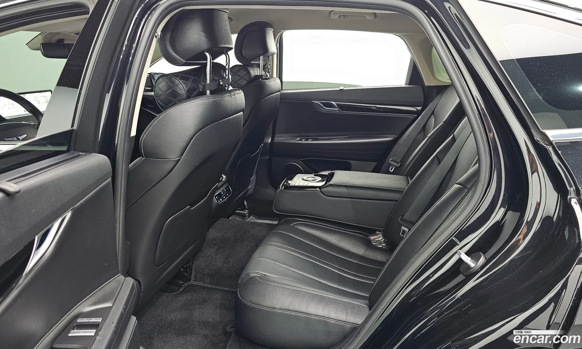 Genesis G80 2022 KMTGB41CDNU157622 — 11