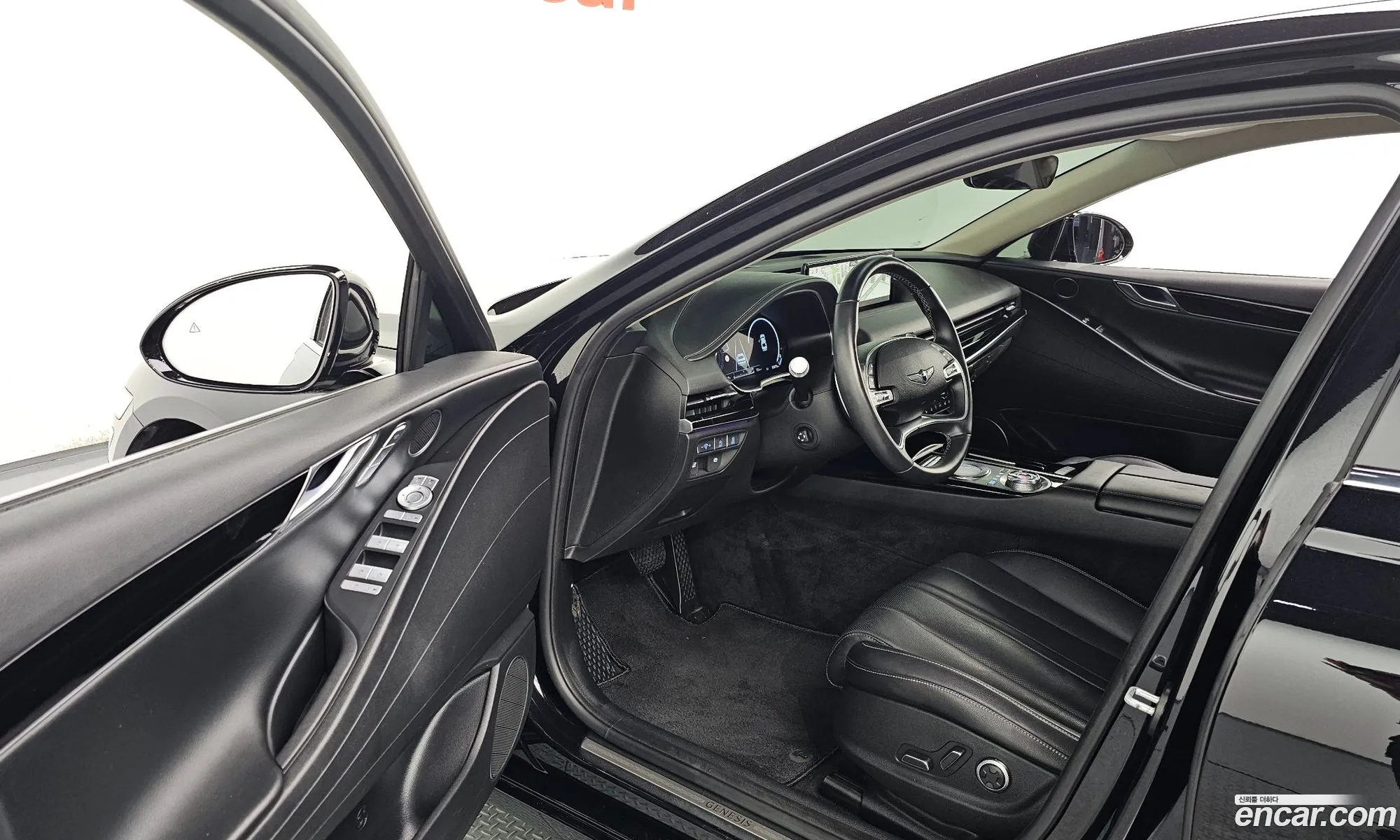 Genesis G80 2022 KMTGB41CDNU157622 — 31