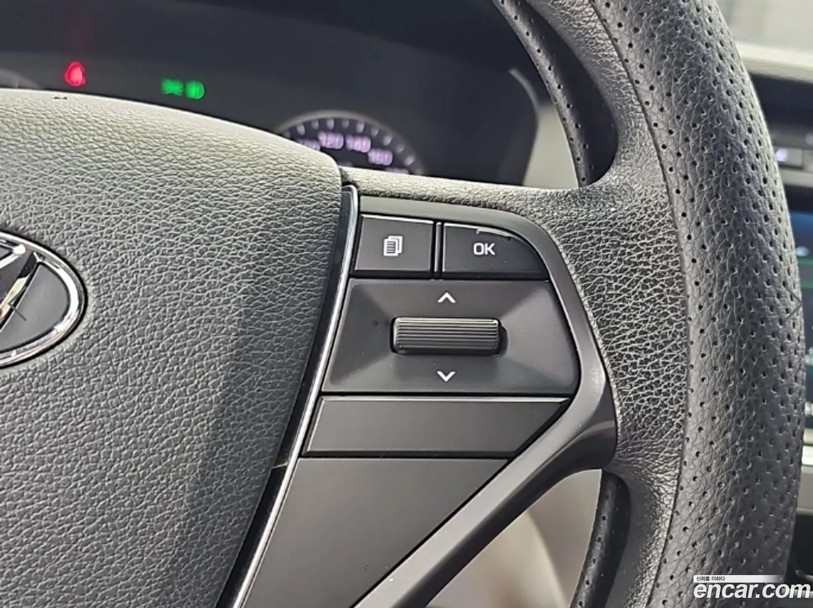 Hyundai LF Sonata 2016 — 17