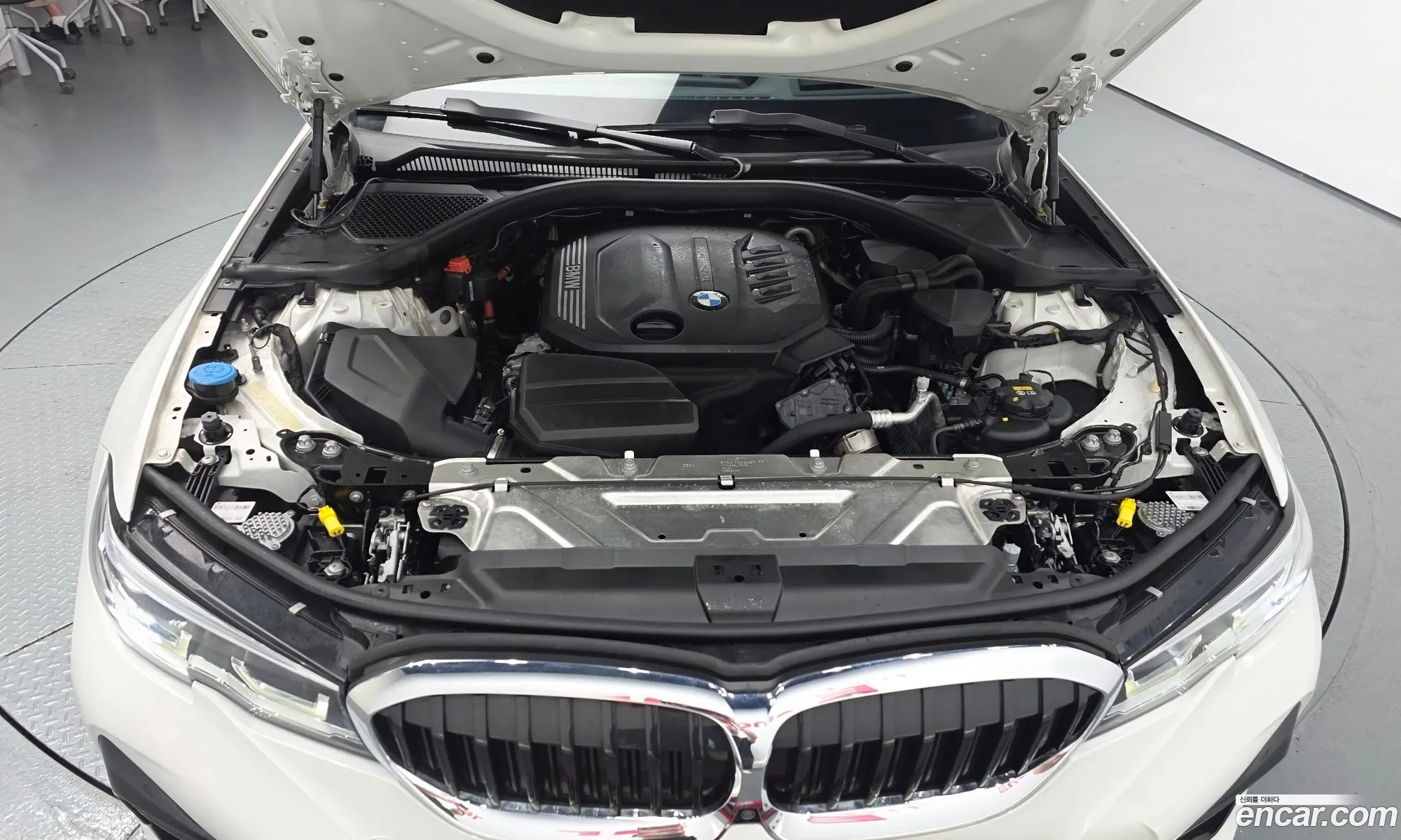 BMW 3 Series 2021 WBA5V5100MFK92512 — 29
