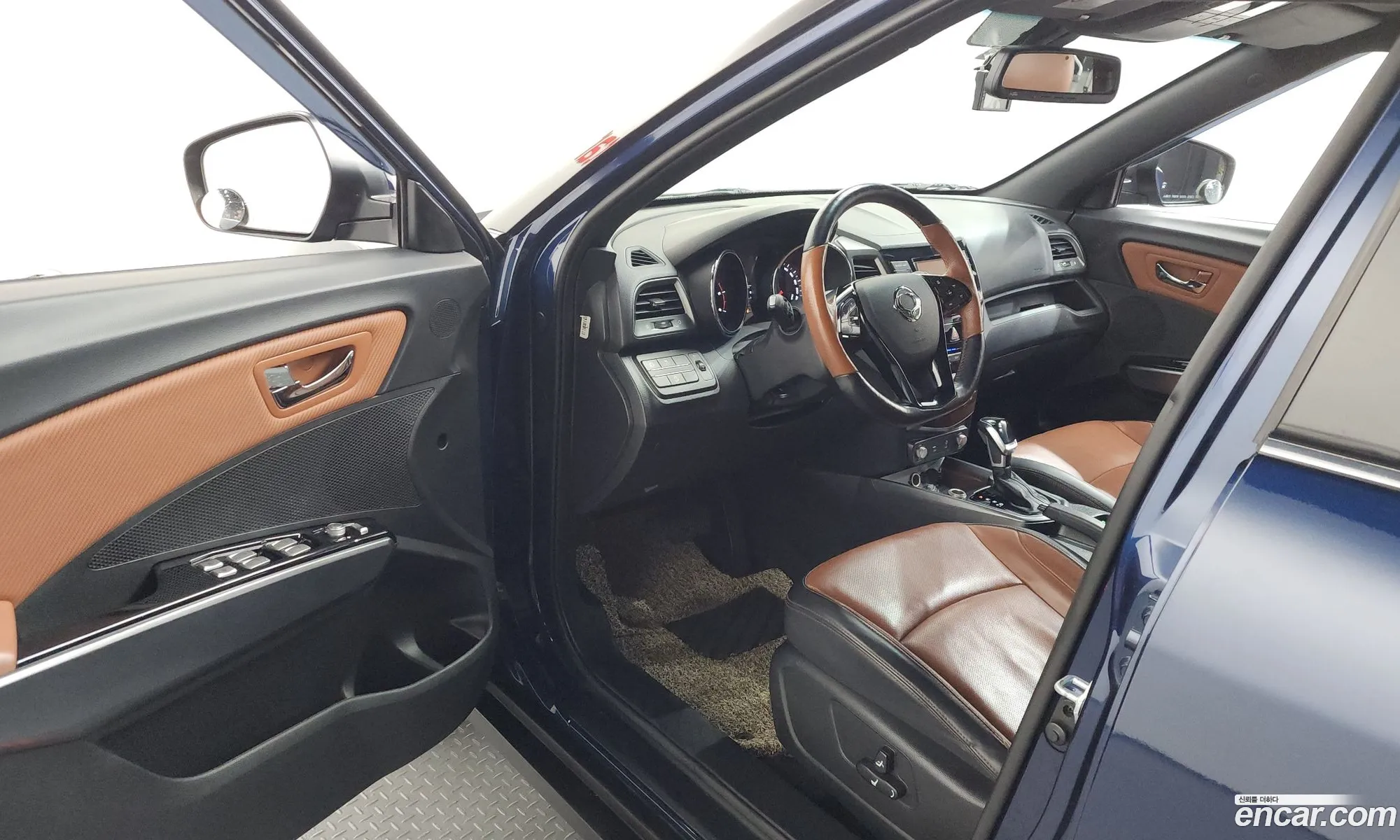 KG Mobility (SsangYong) Tivoli Armour 2018 — 18