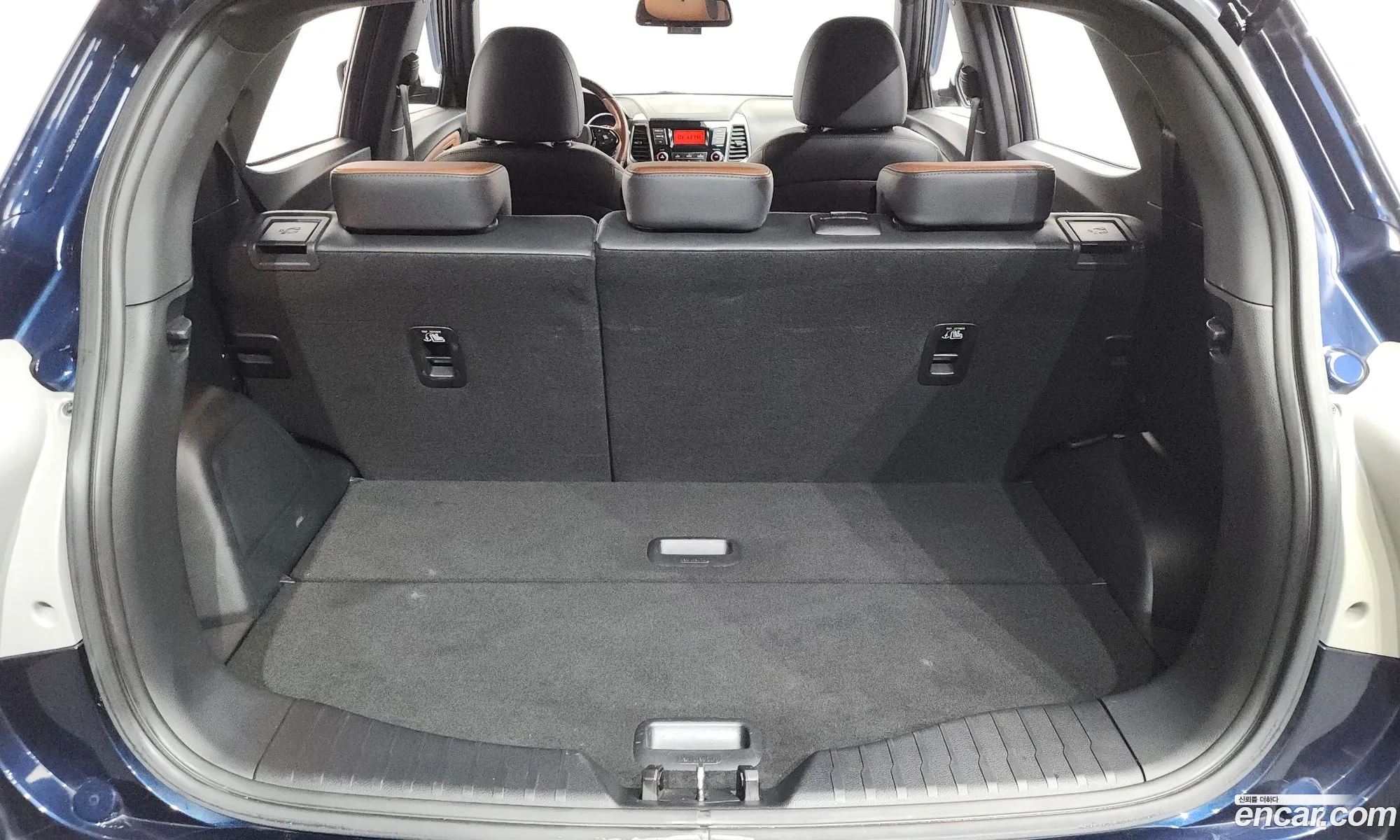 KG Mobility (SsangYong) Tivoli Armour 2018 — 10