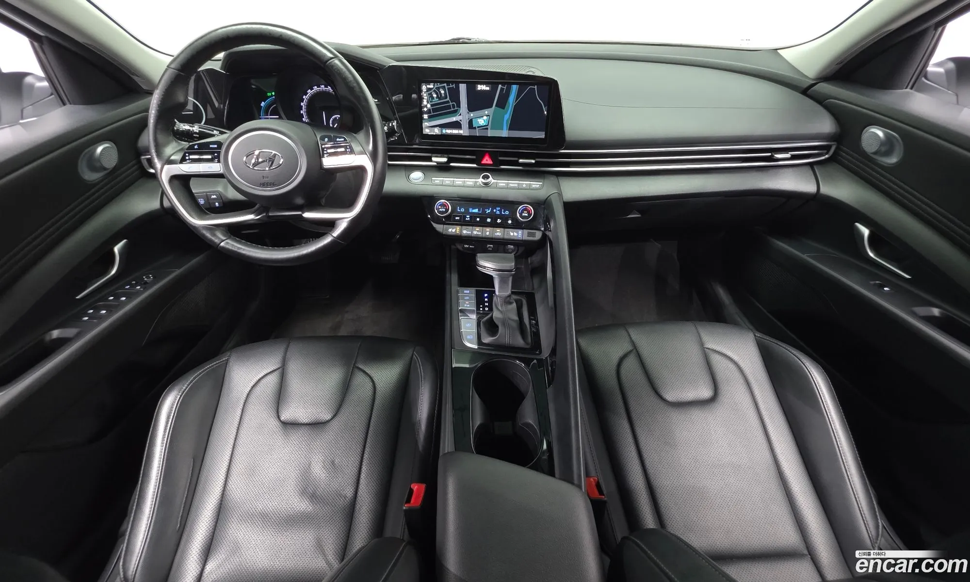 Hyundai Elantra Hybrid 2022 — 6