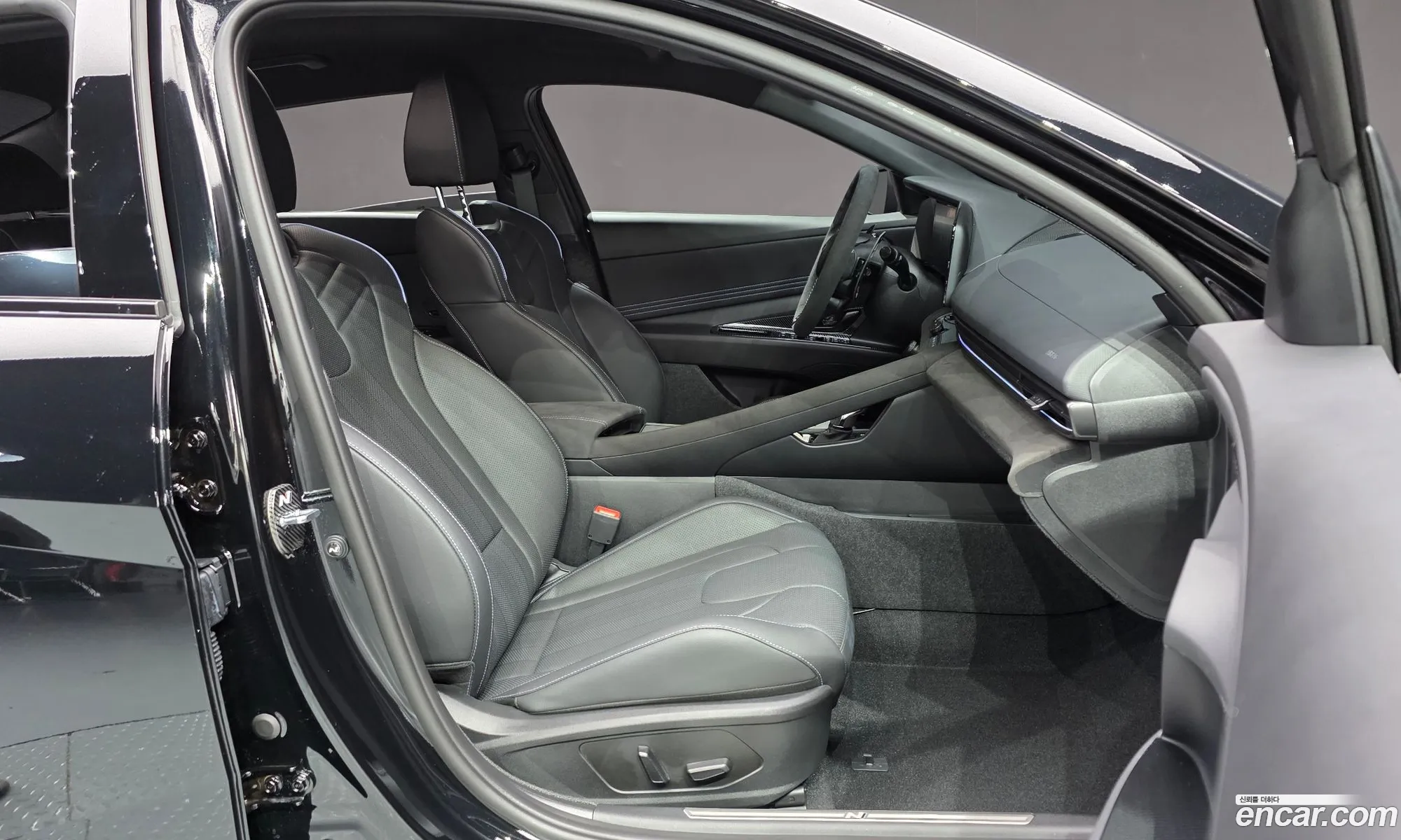 Hyundai Elantra 2026 — 9