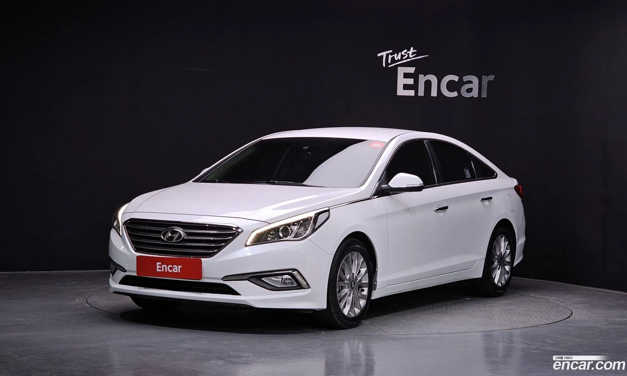 Hyundai LF Sonata 2016 — 34
