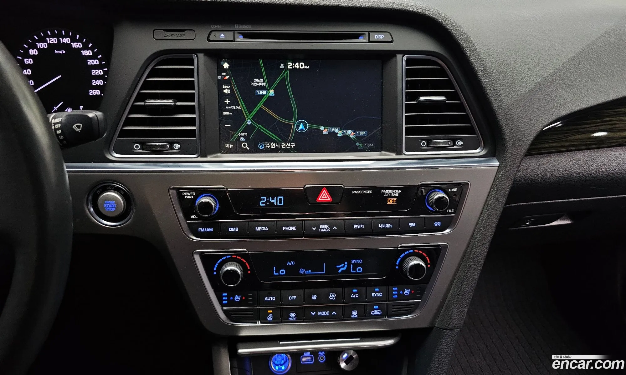 Hyundai LF Sonata 2016 — 10