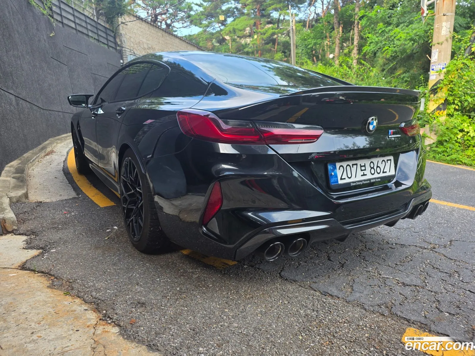 BMW M8