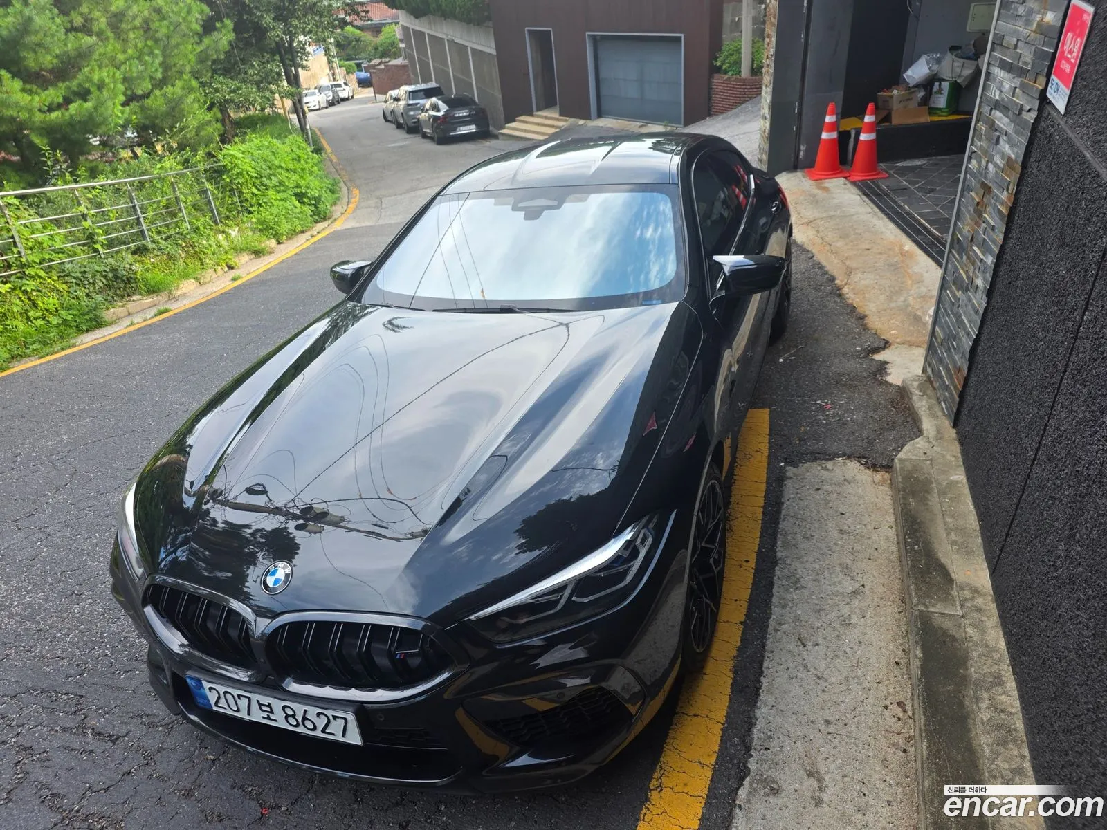 BMW M8