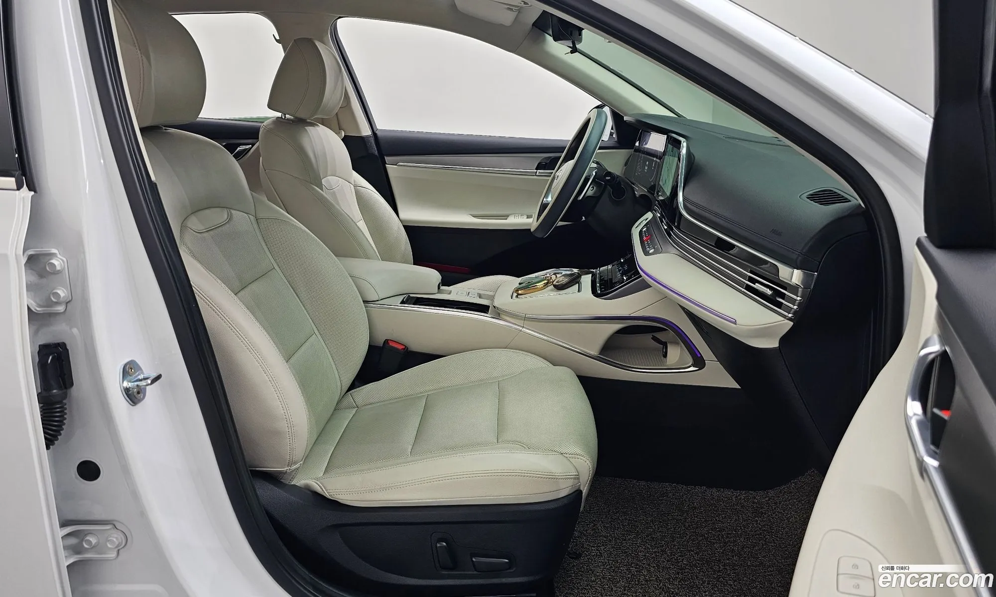 Hyundai Grandeur IG 2021 — 23