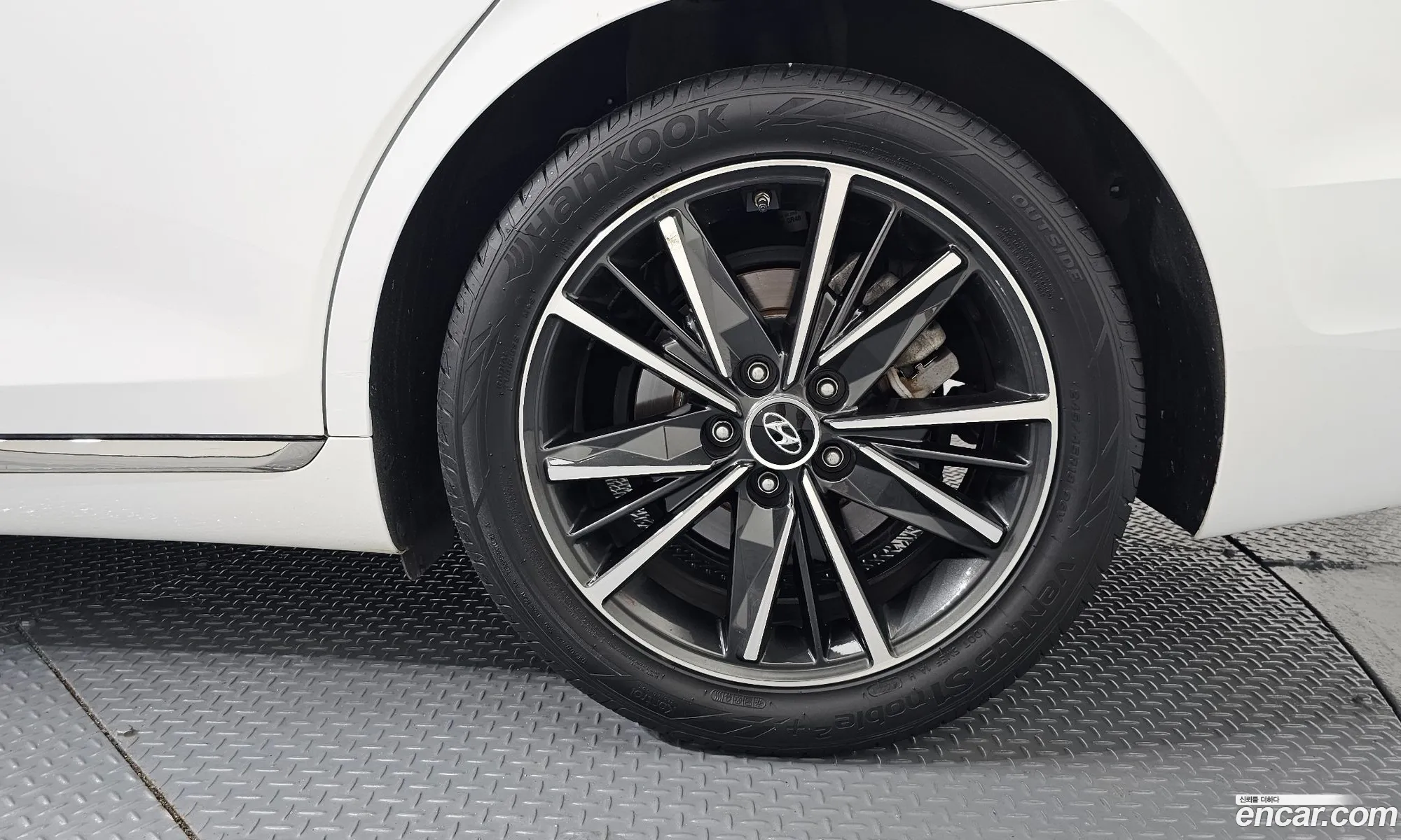 Hyundai Grandeur IG 2021 — 35