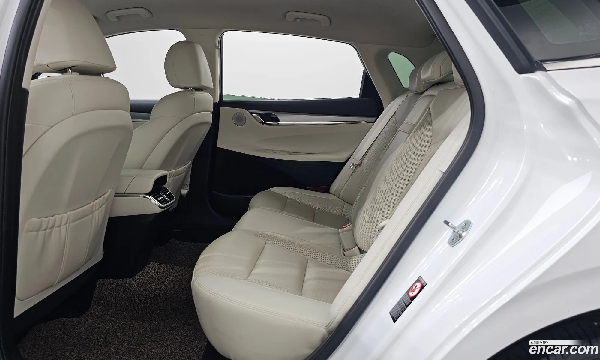 Hyundai Grandeur IG 2021 — 32