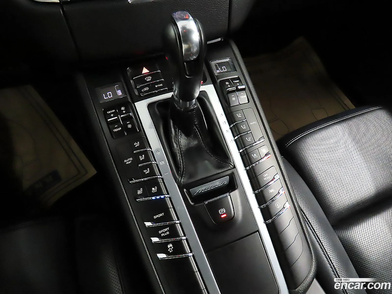 Porsche Macan 2018 — 2
