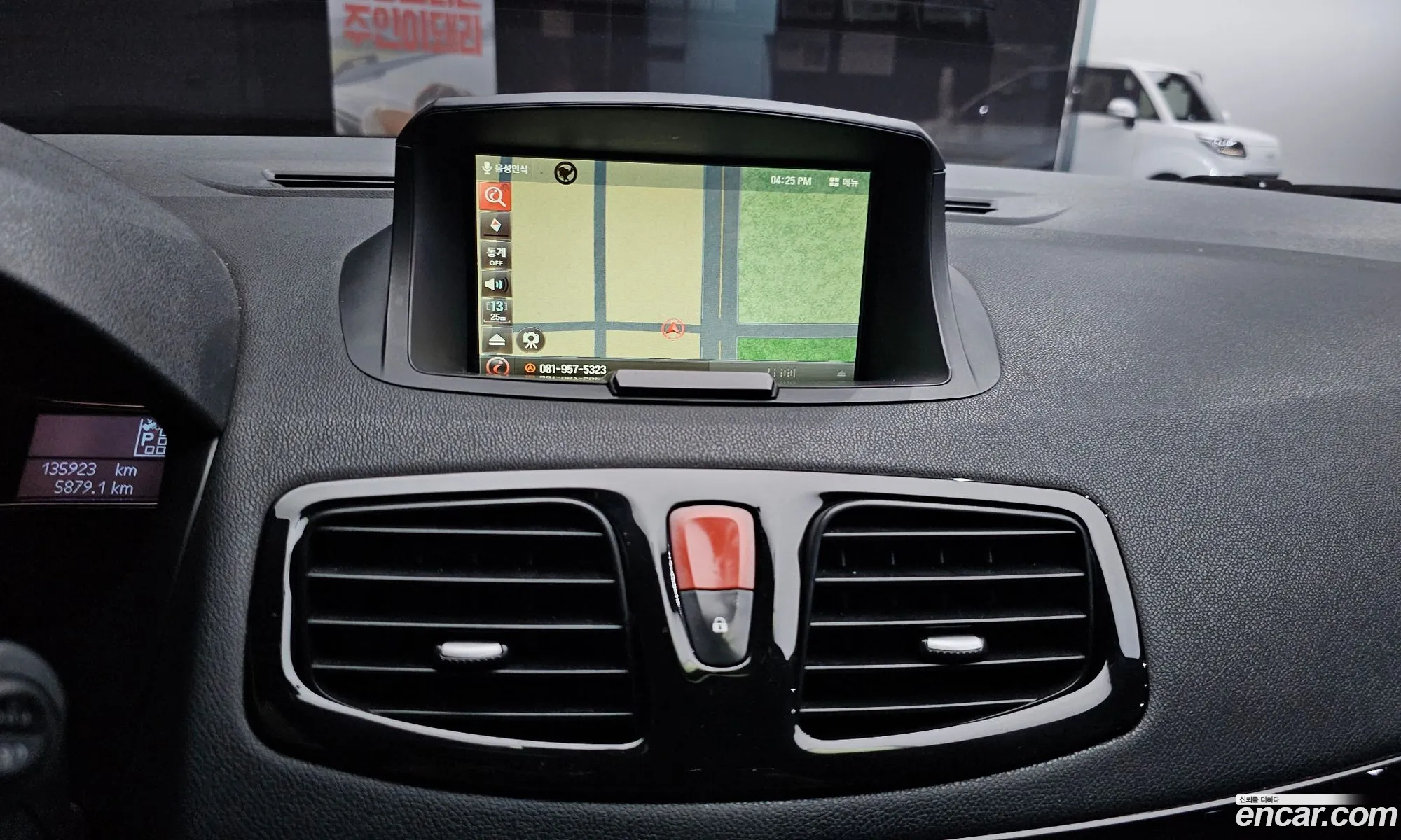 Renault Korea (Samsung) SM3 Neo 2015 — 14