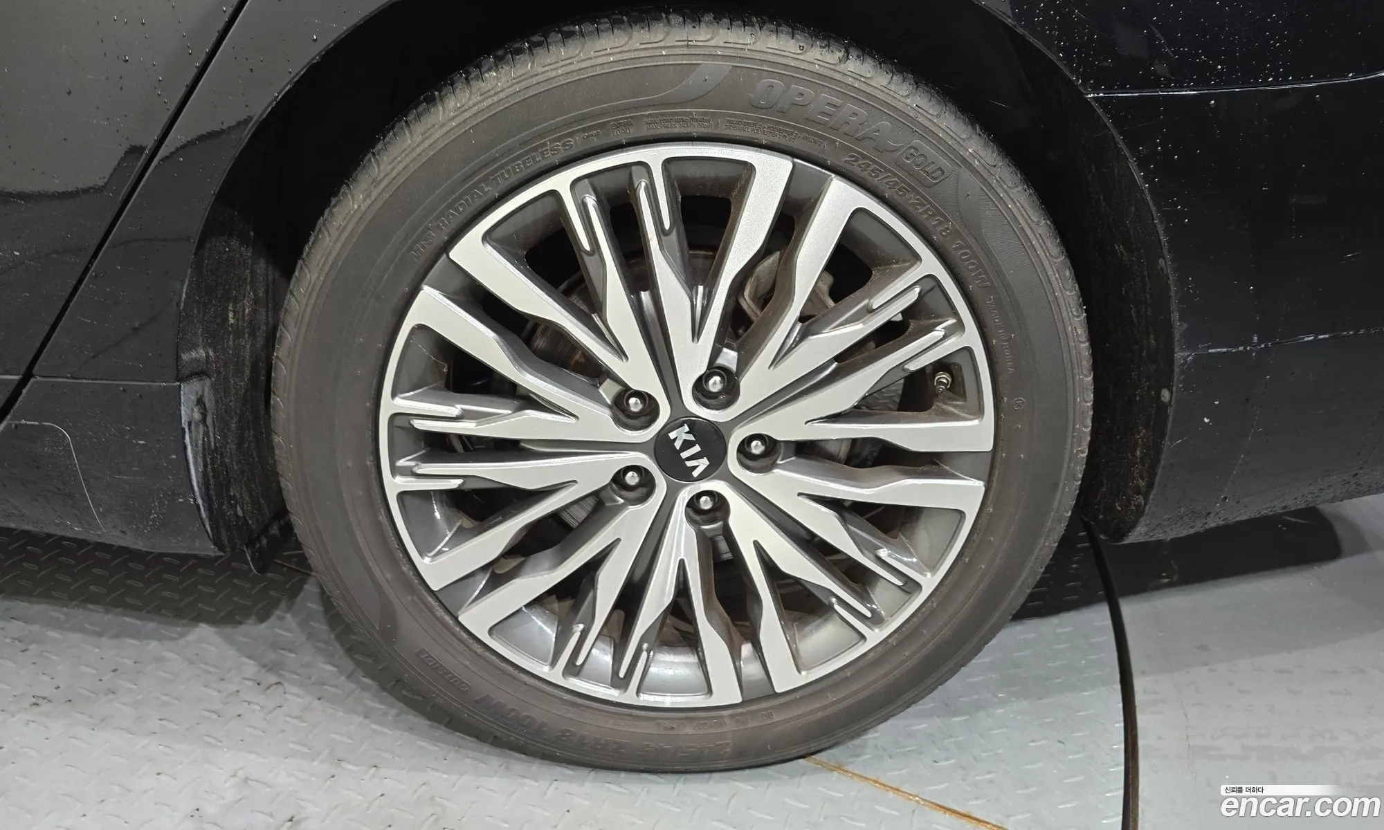 Kia K7 Premier 2019 KNALC41BBLA201261 — 10