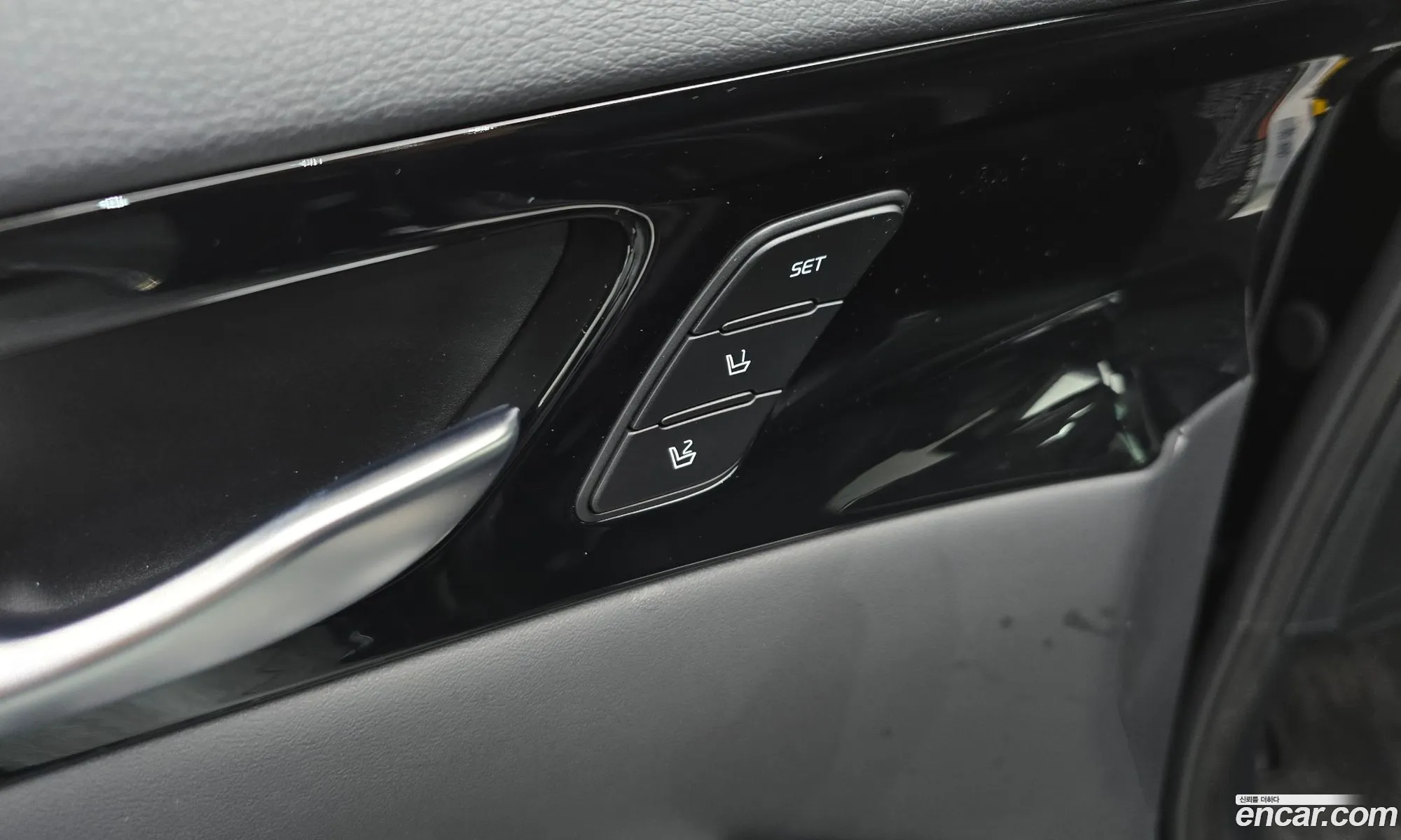 Kia K7 Premier 2019 KNALC41BBLA201261 — 27
