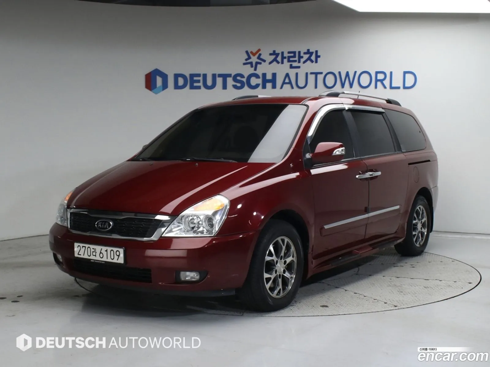 Kia Carnival R 2011 — 20