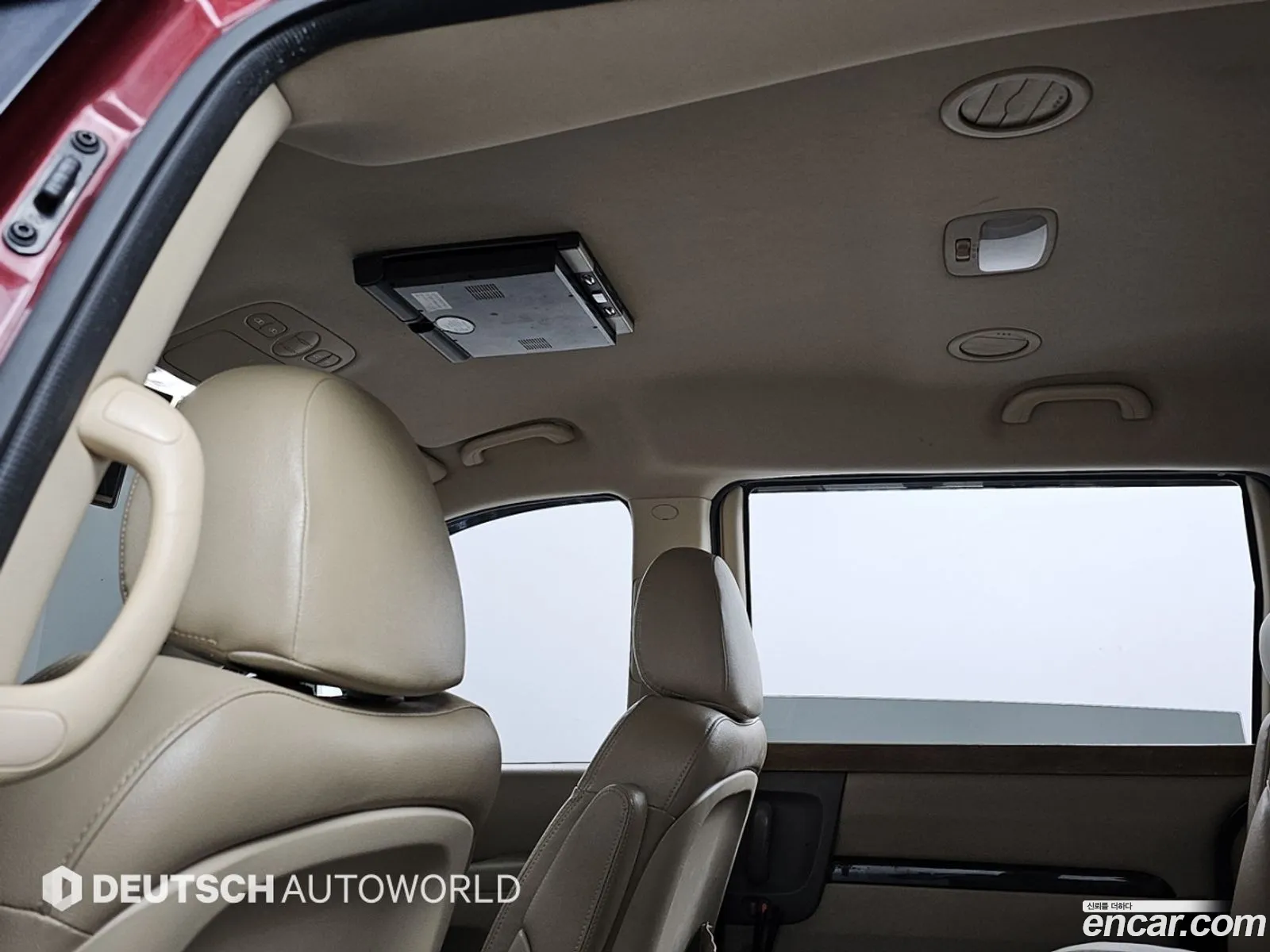 Kia Carnival R 2011 — 10