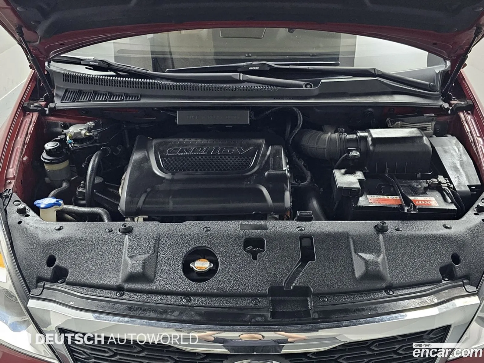 Kia Carnival R 2011 — 11