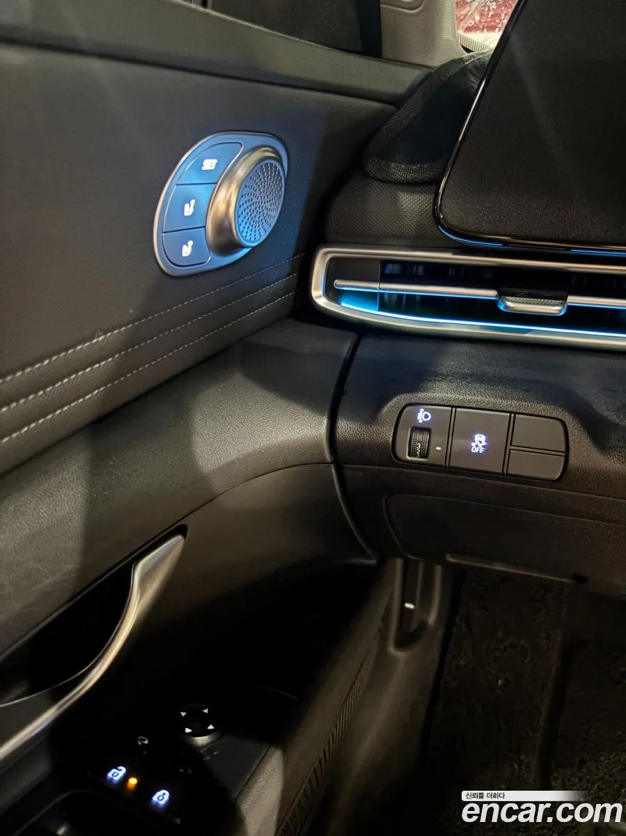 Hyundai Elantra 2024 — 7