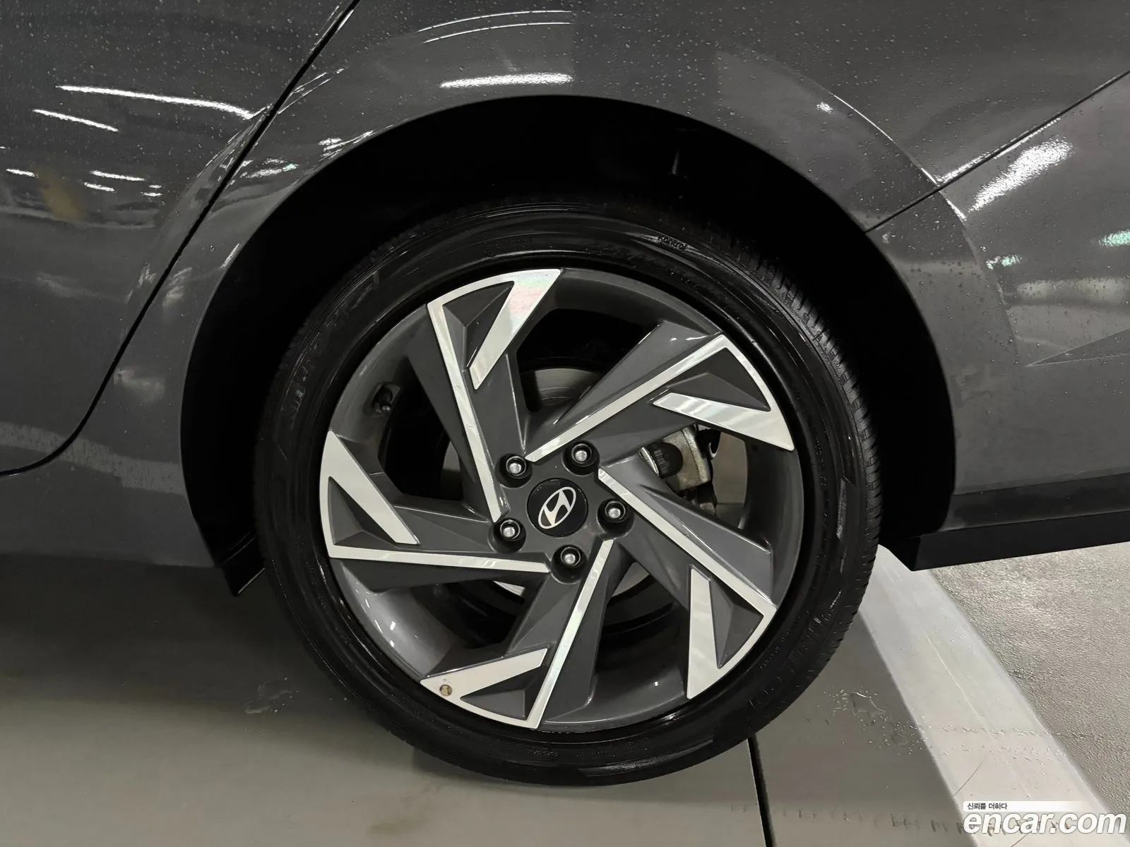 Hyundai Elantra 2024 — 6