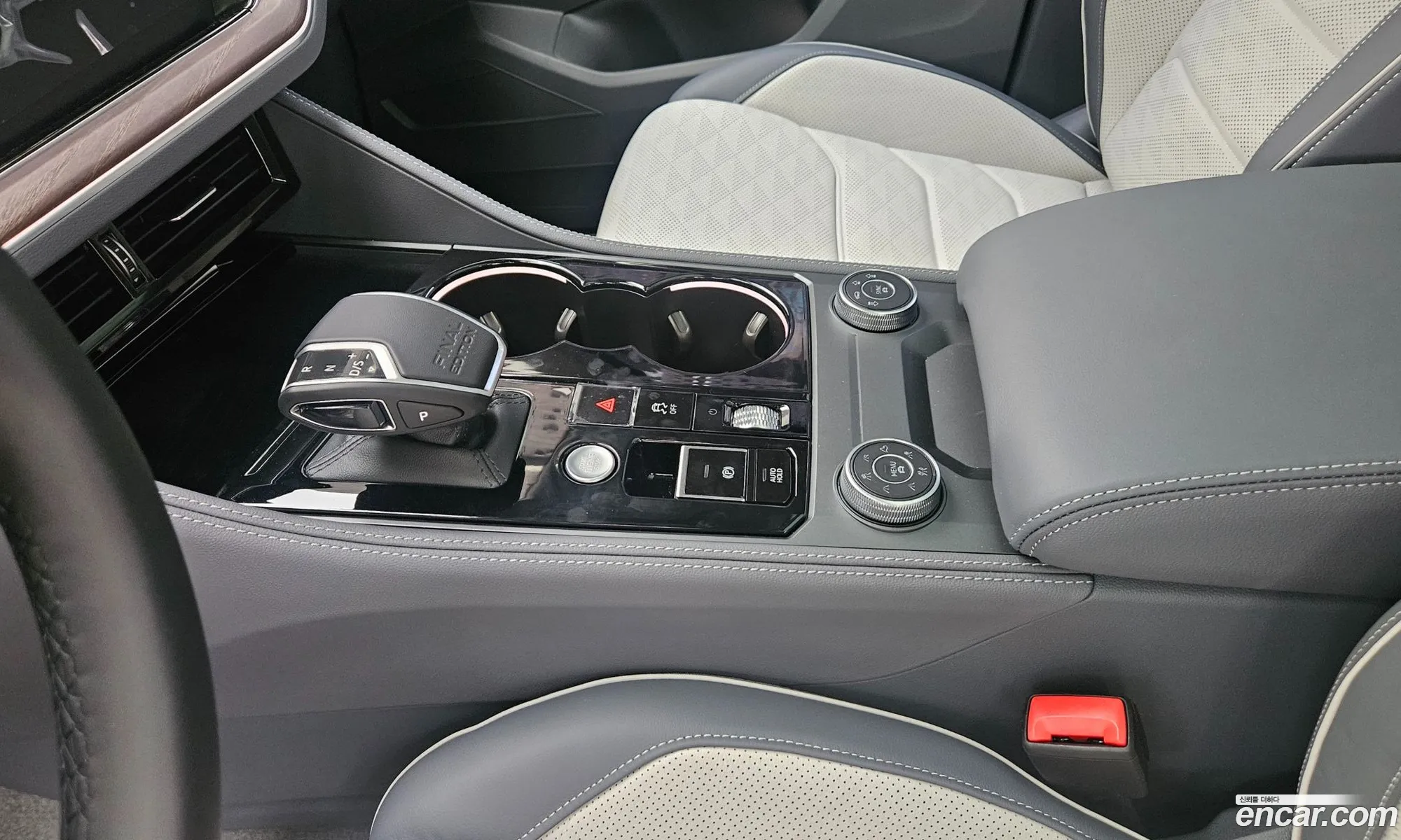 Volkswagen Touareg 2026 — 8