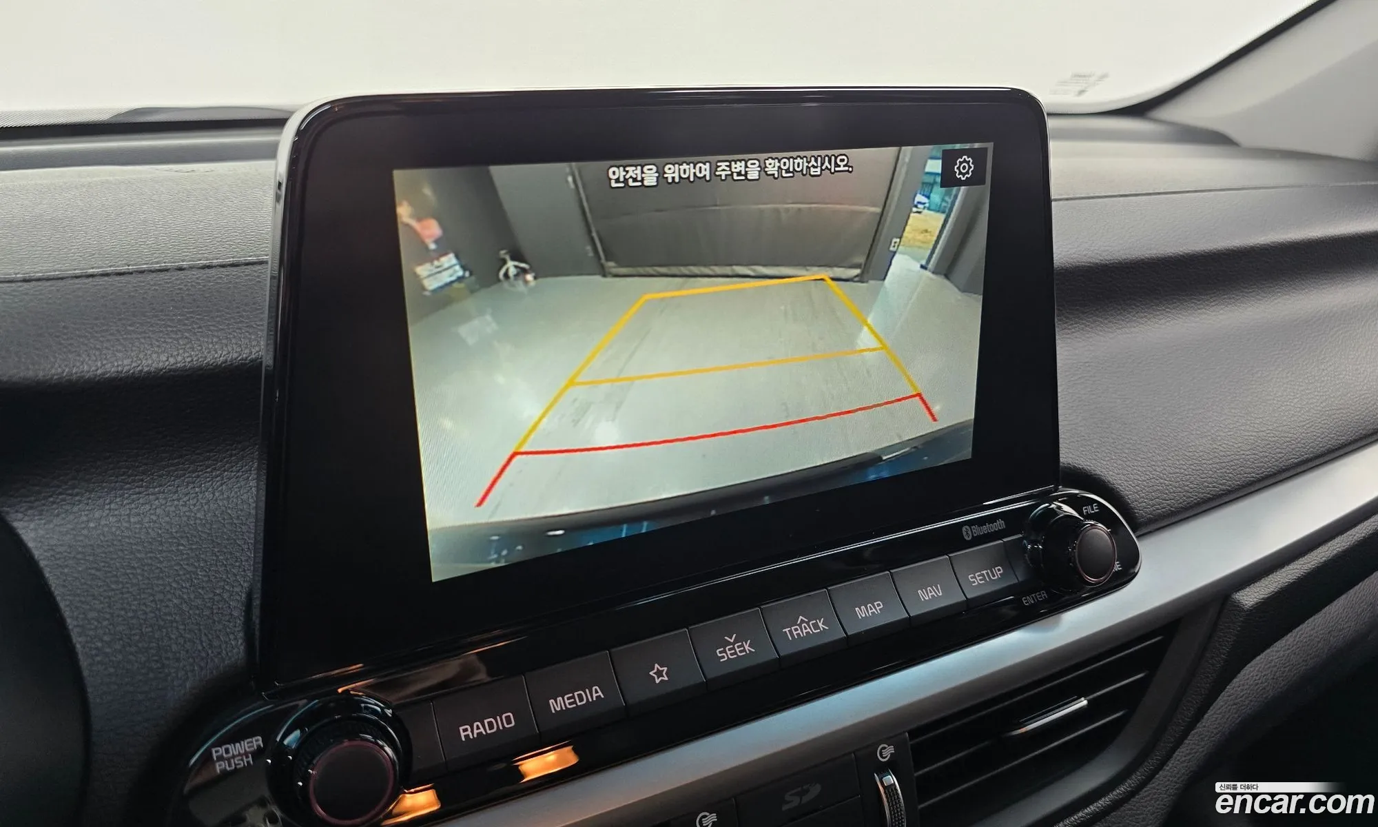Kia K3 2019 — 18