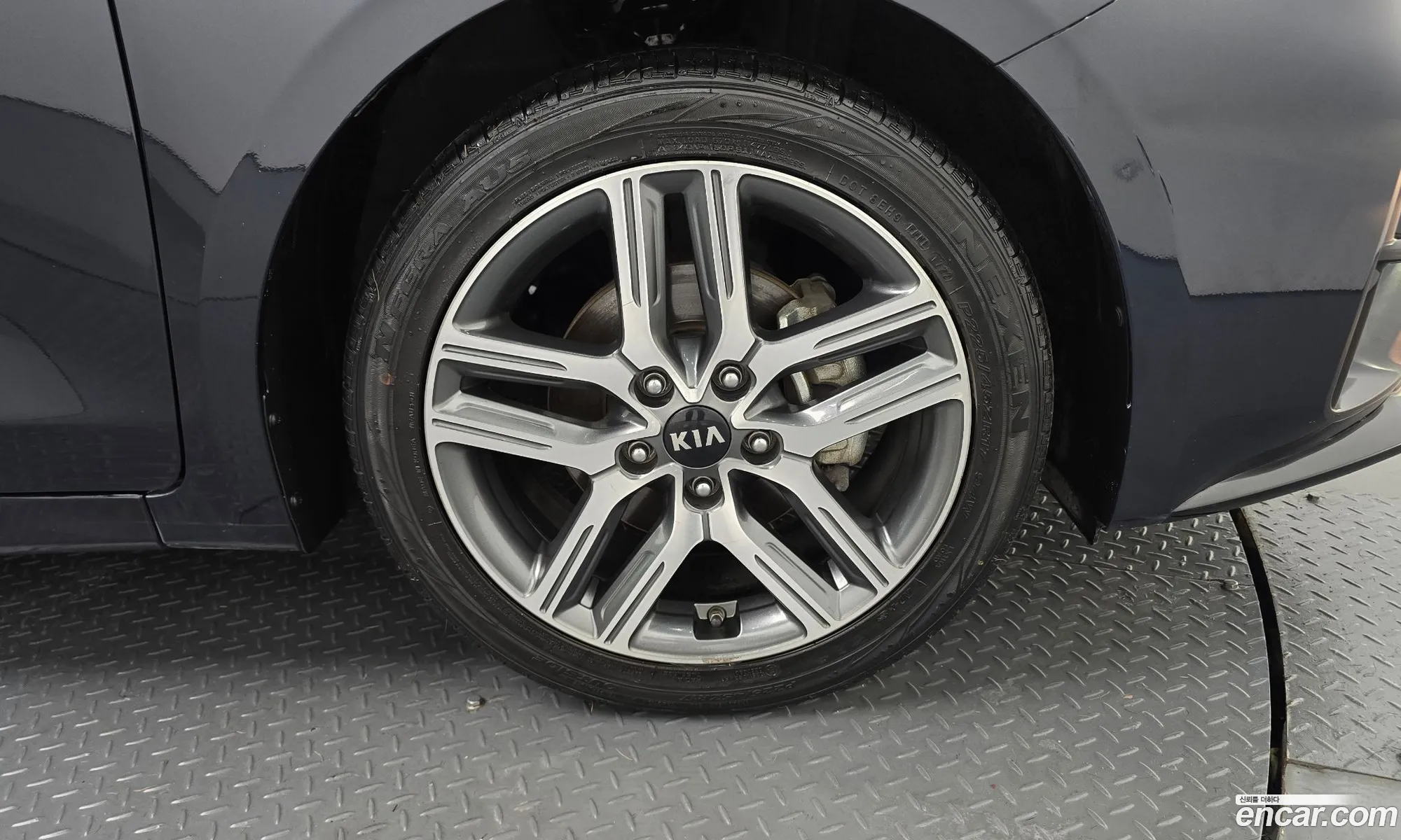 Kia K3 2019 — 6
