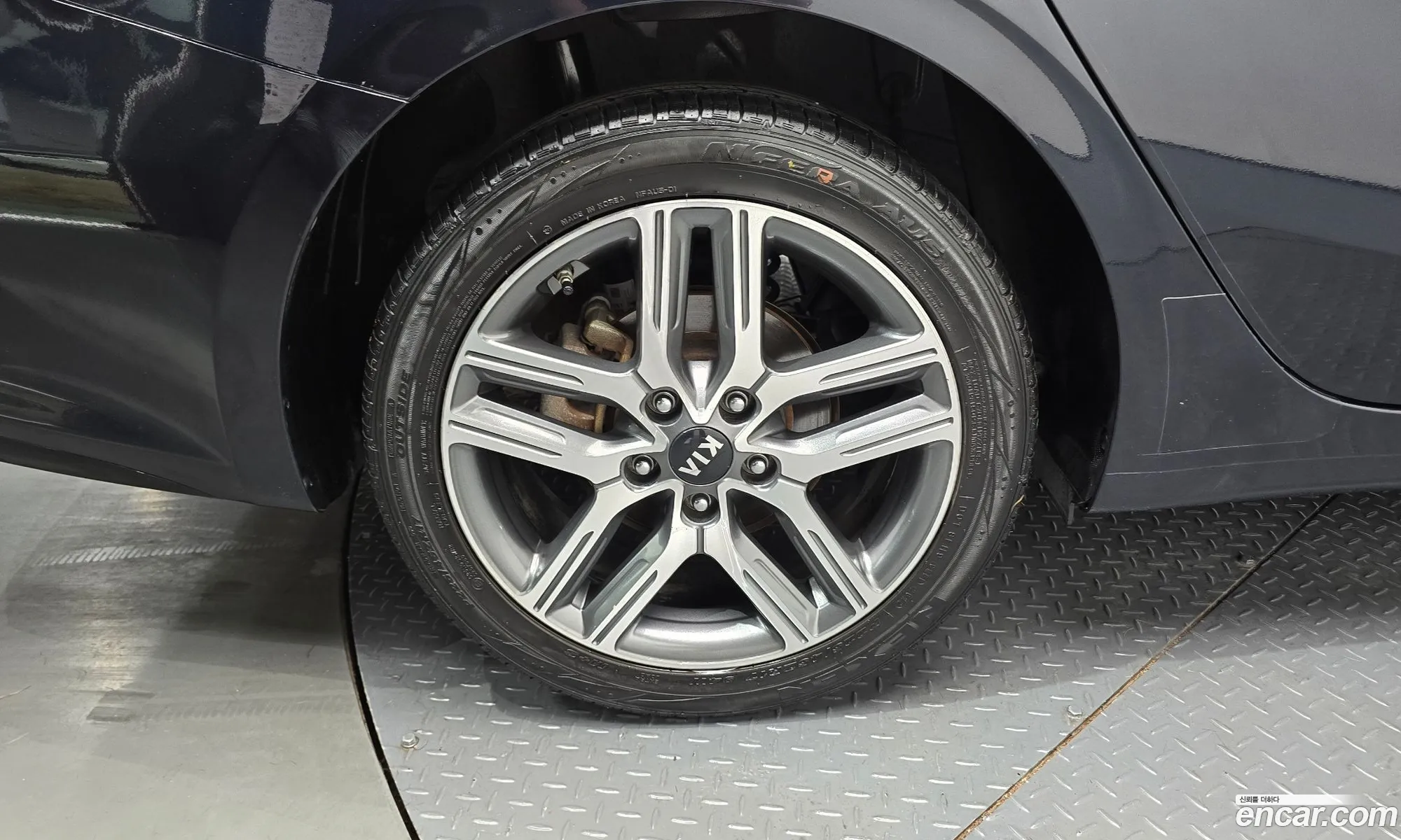 Kia K3 2019 — 23
