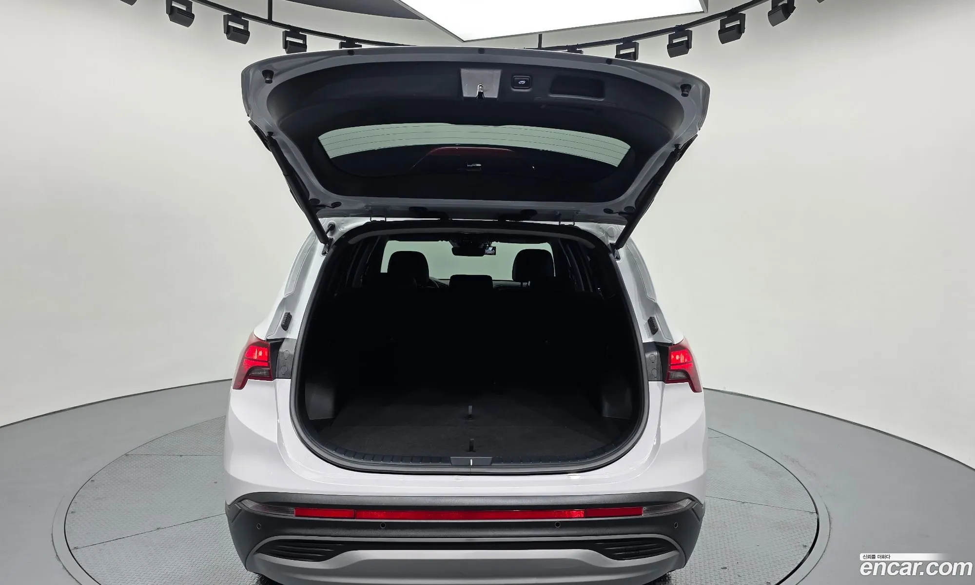 Hyundai Santa Fe 2022 KMHS281LGNU438217 — 2