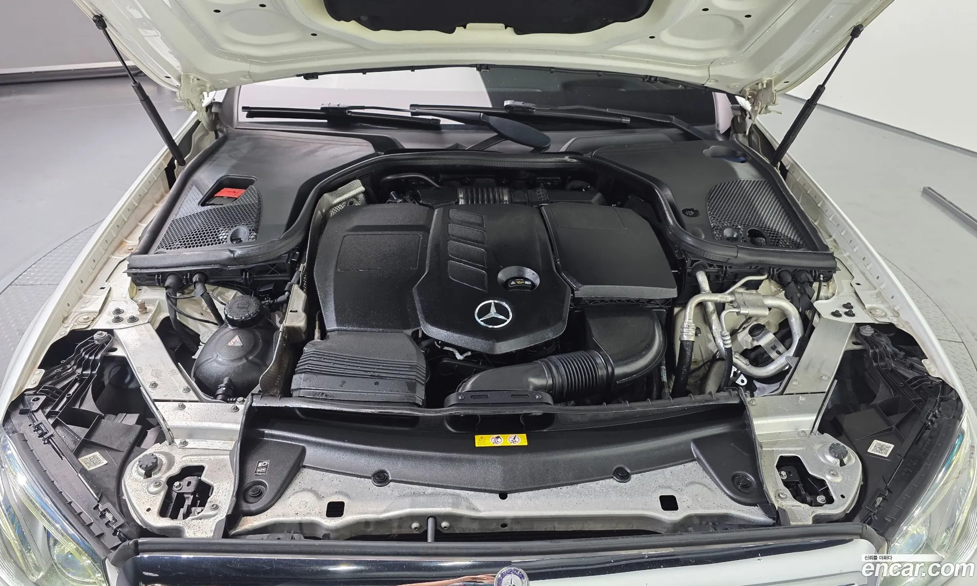 Mercedes-Benz E-Class W213 2016 WDDZF0EB9HA117166 — 5