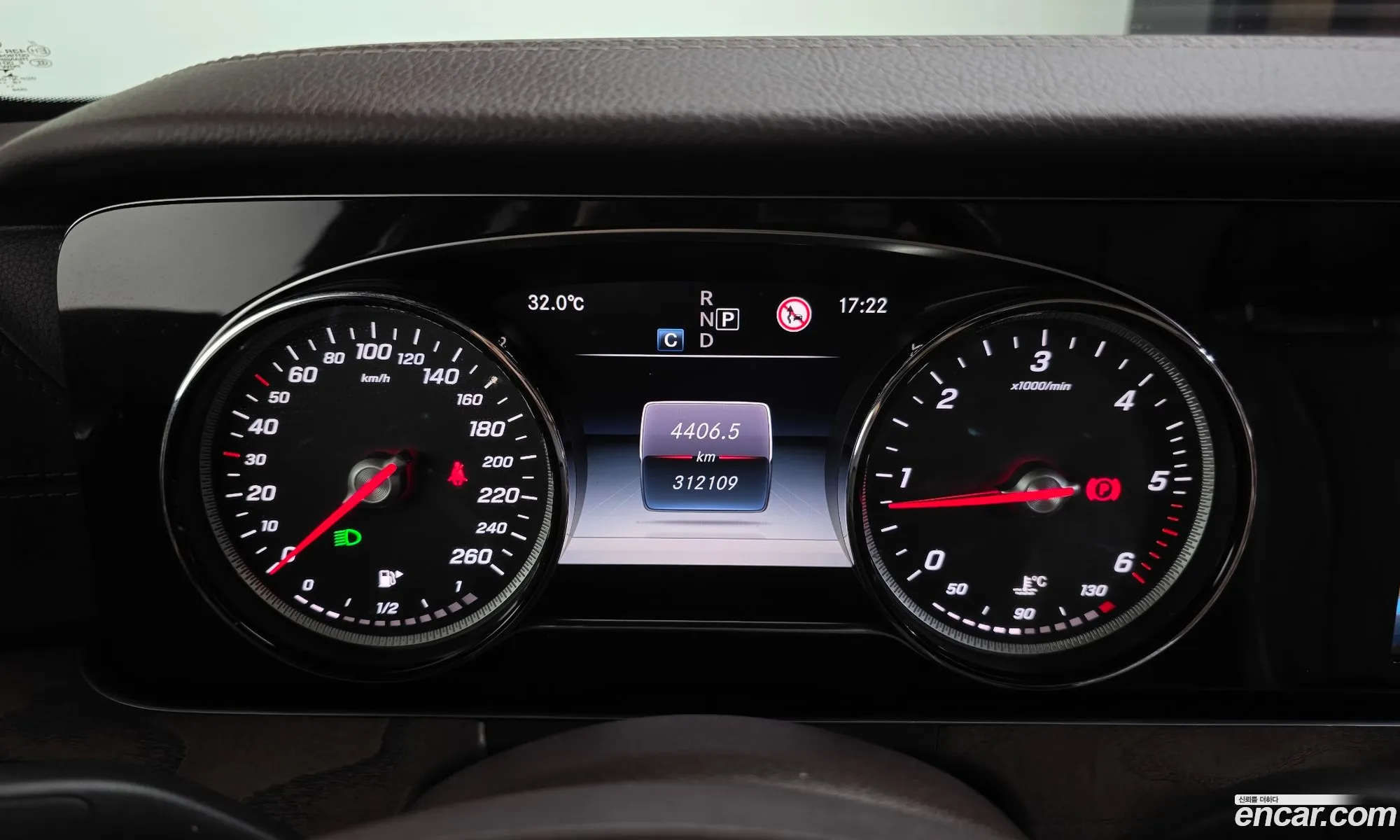 Mercedes-Benz E-Class W213 2016 WDDZF0EB9HA117166 — 12