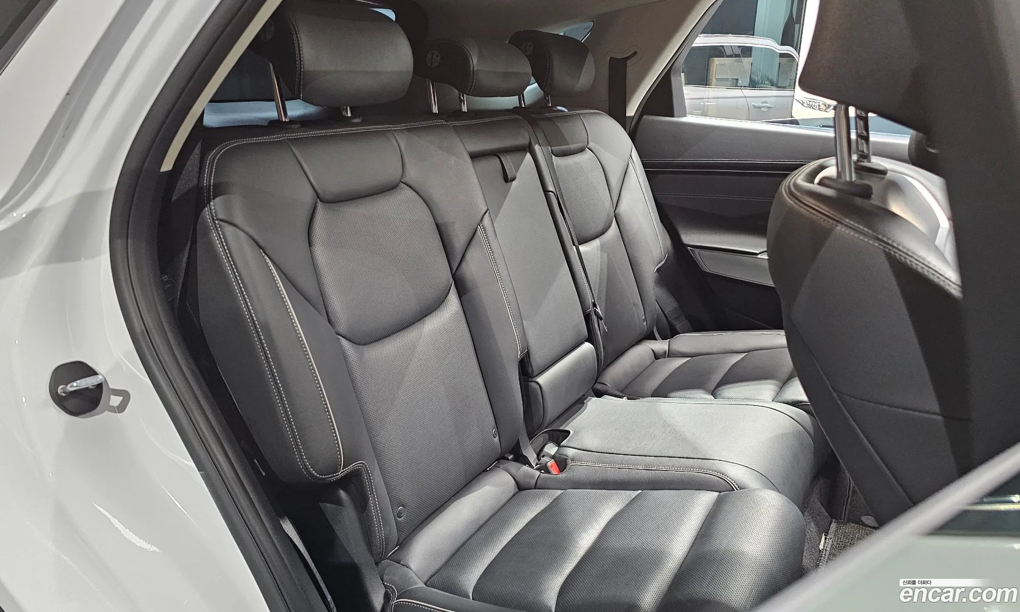 Genesis GV70 2021 — 16