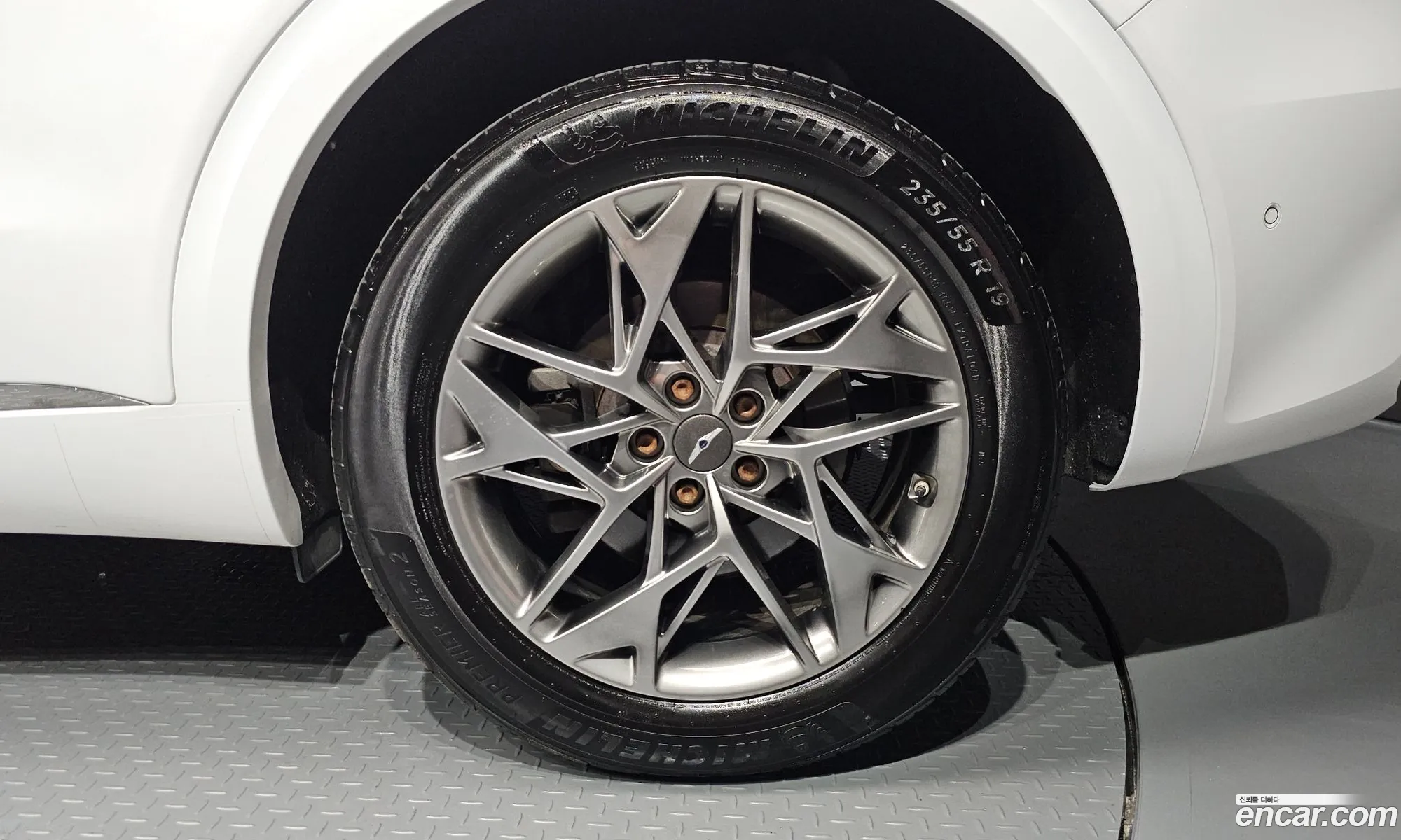 Genesis GV70 2021 — 13