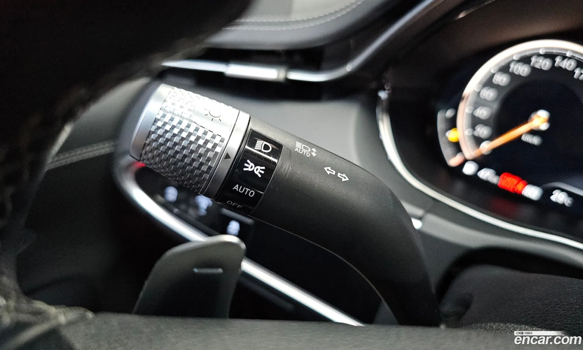 Genesis GV70 2021 — 7