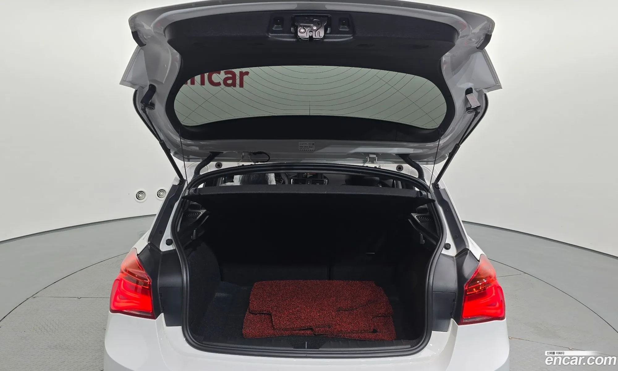 BMW 1 Series 2016 WBA1S5107G5D24313 — 17