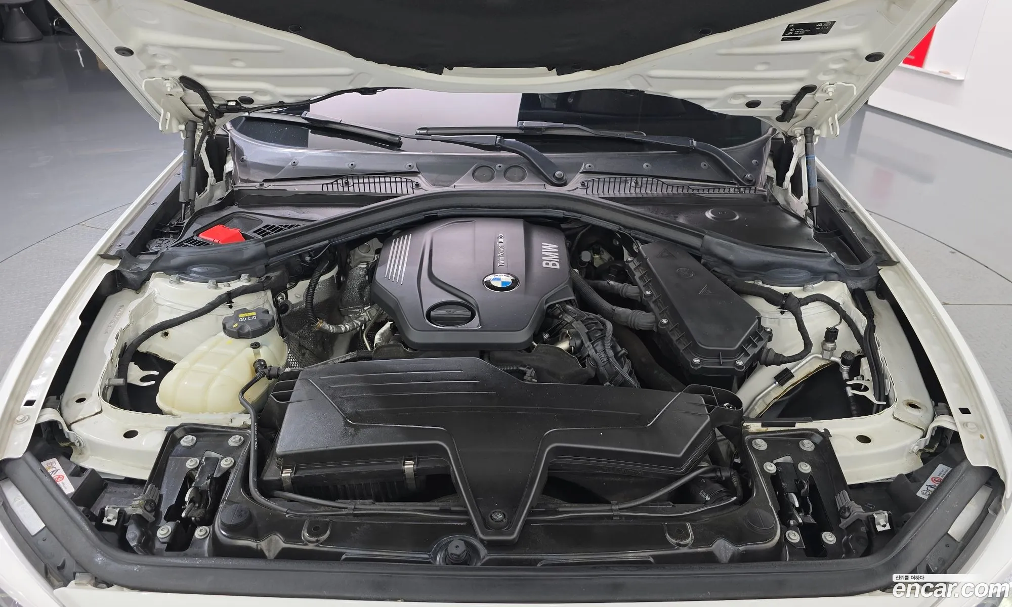 BMW 1 Series 2016 WBA1S5107G5D24313 — 10
