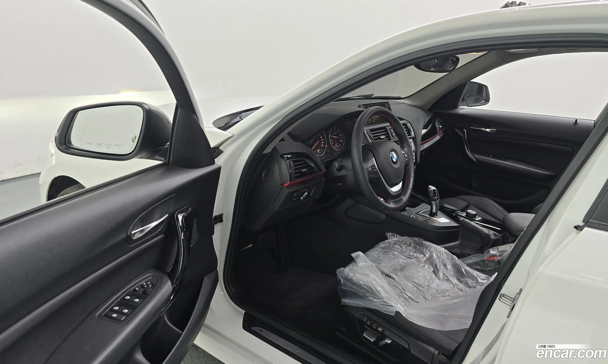 BMW 1 Series 2016 WBA1S5107G5D24313 — 15