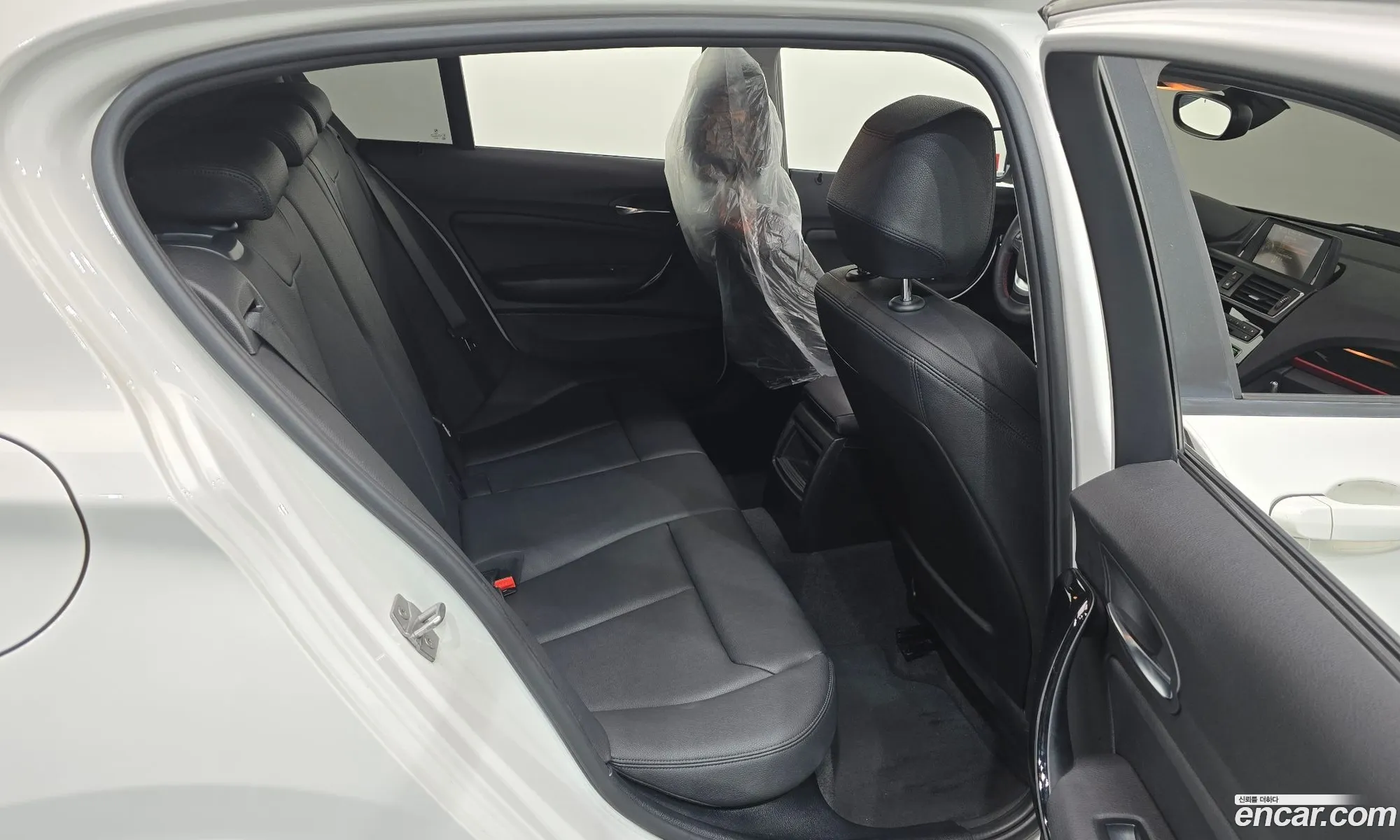 BMW 1 Series 2016 WBA1S5107G5D24313 — 8