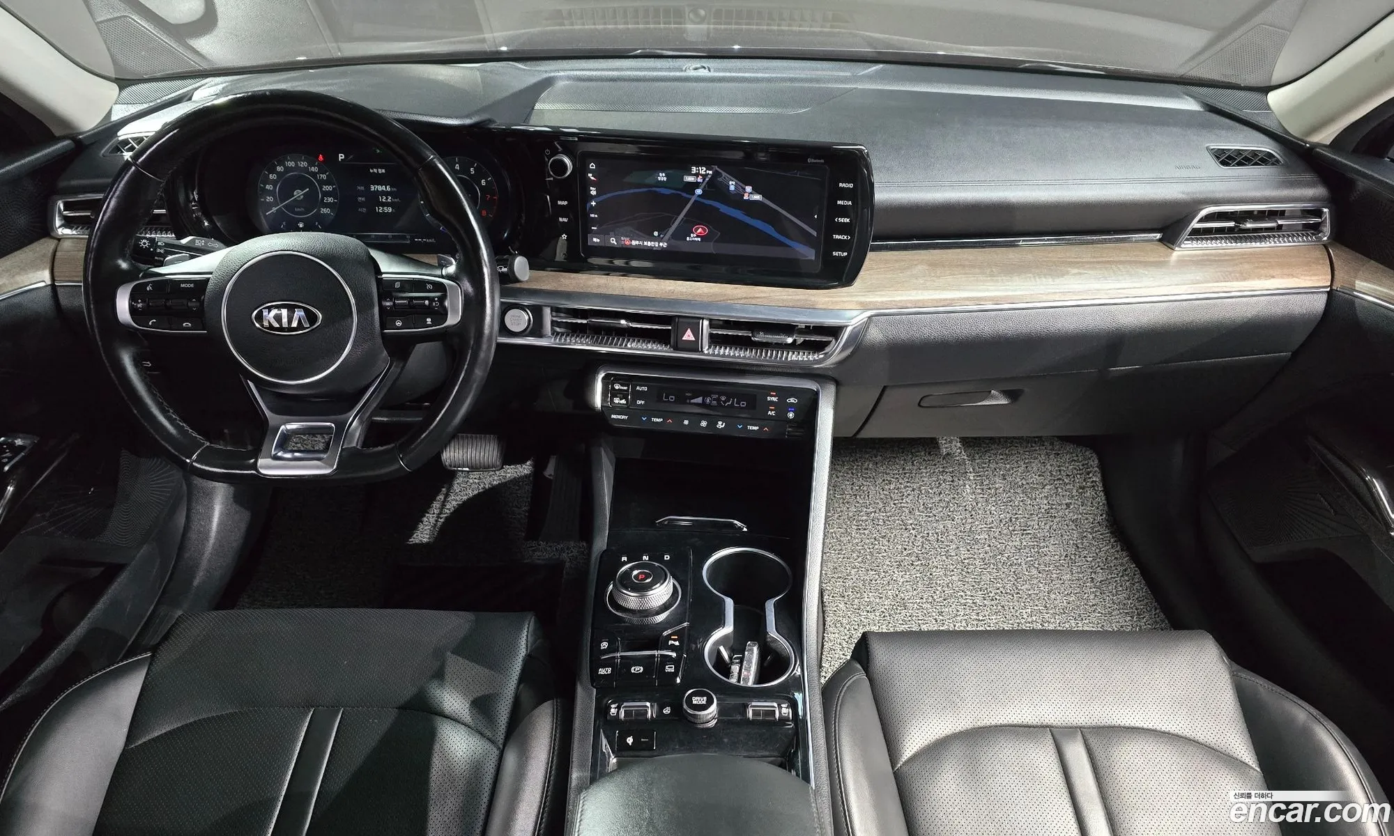 Kia K5 2019 — 12